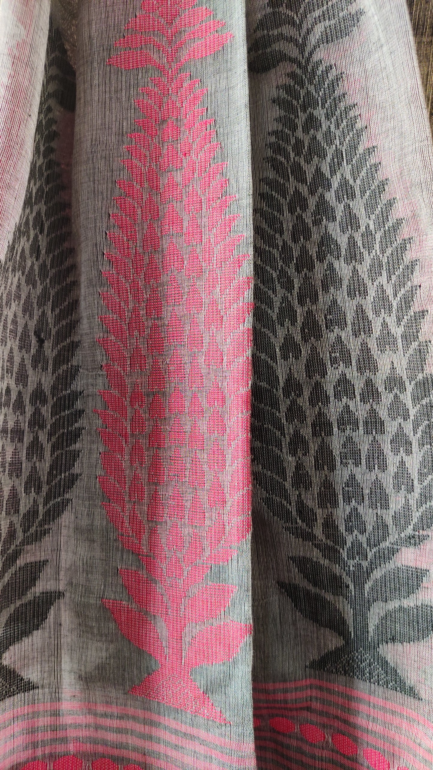 Ishira – Mist Grey Fine Cotton Saree