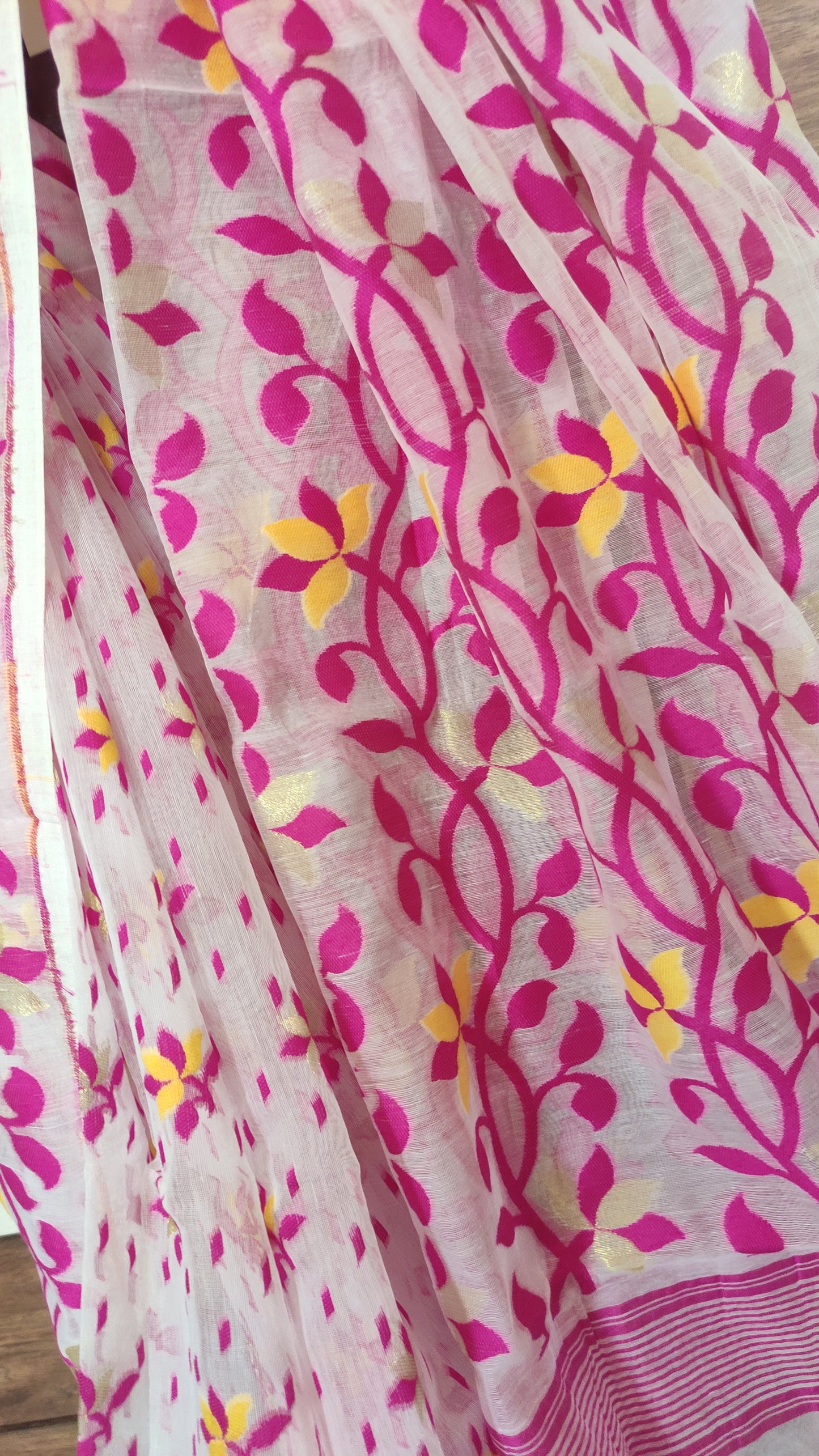 Jamdani Inspired White-Pink Silk Cotton Handloom Saree