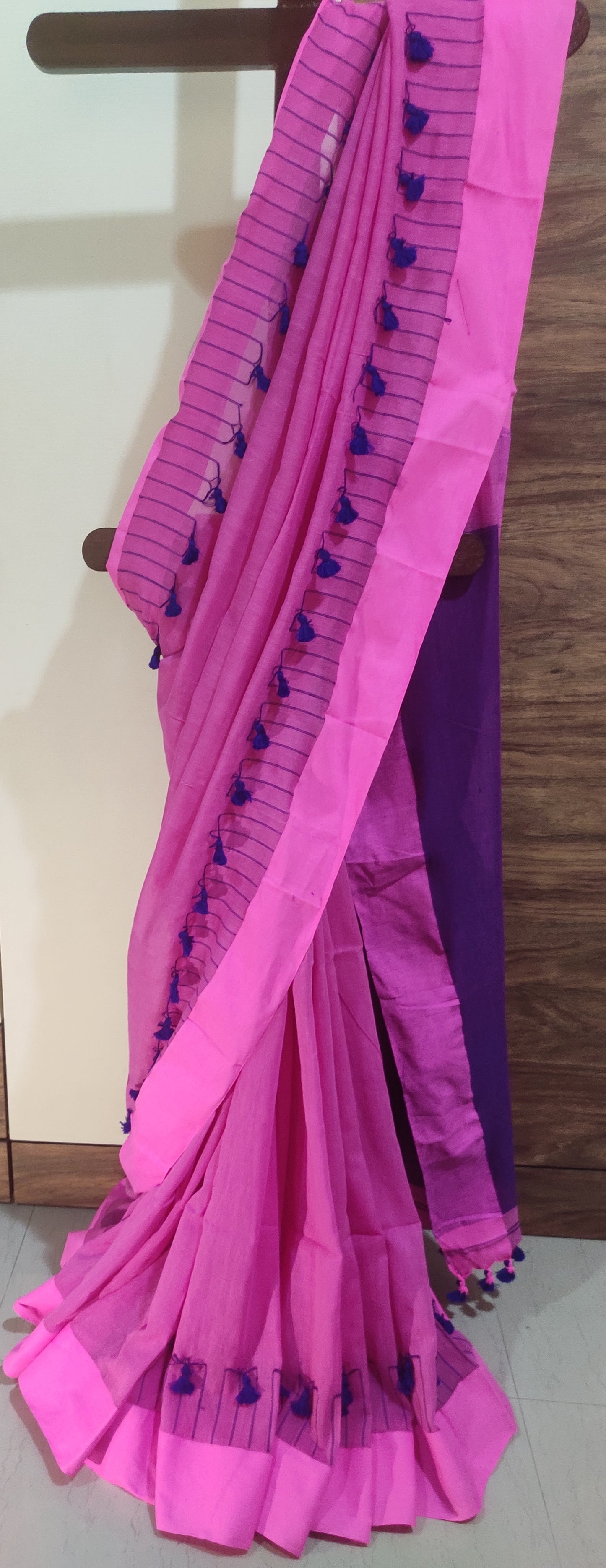 Pink Shaded Khadi Handloom Self Threaded Pompom Saree
