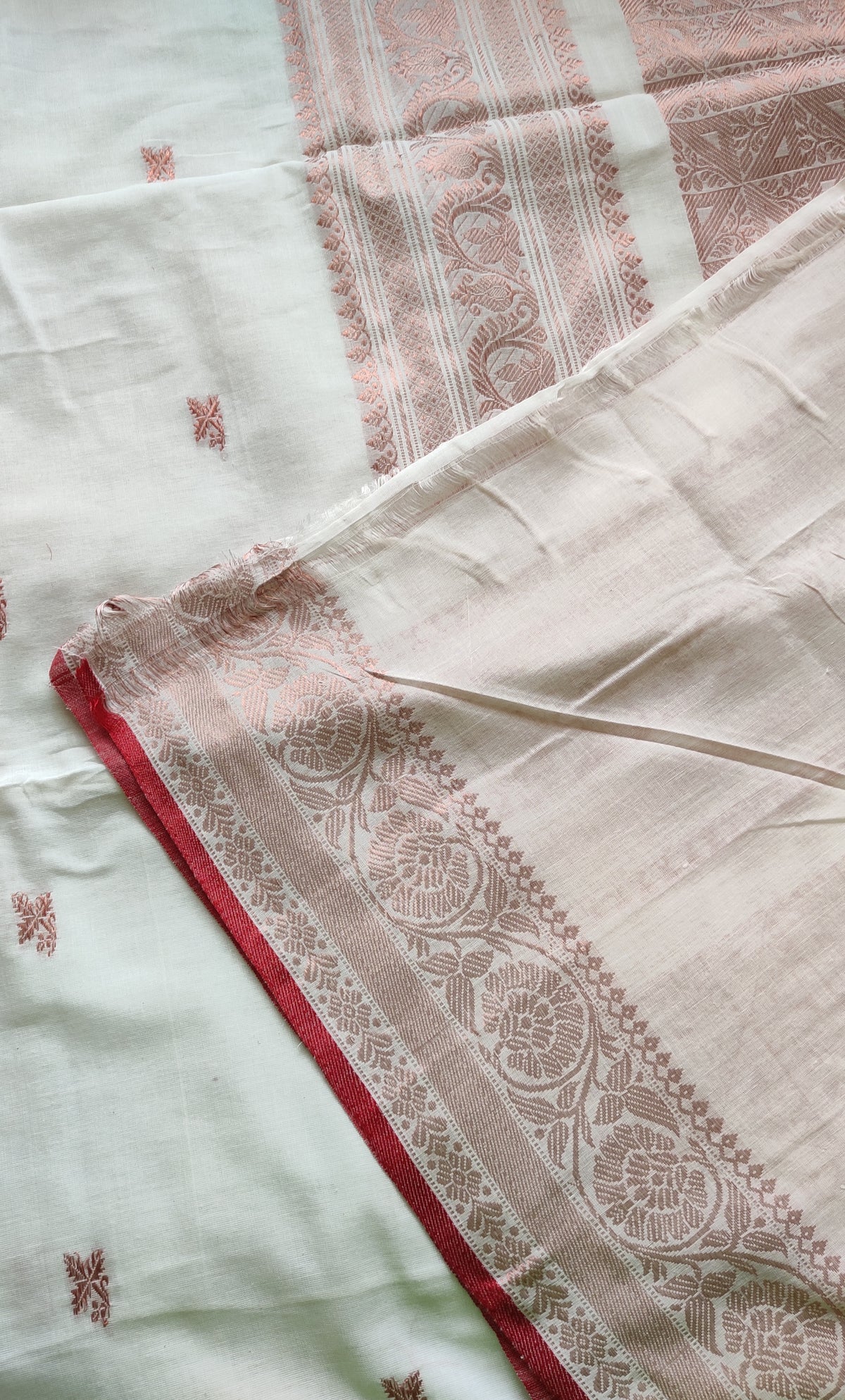 Aarohini – Ivory Blush Zari Rich Cotton Handloom Saree