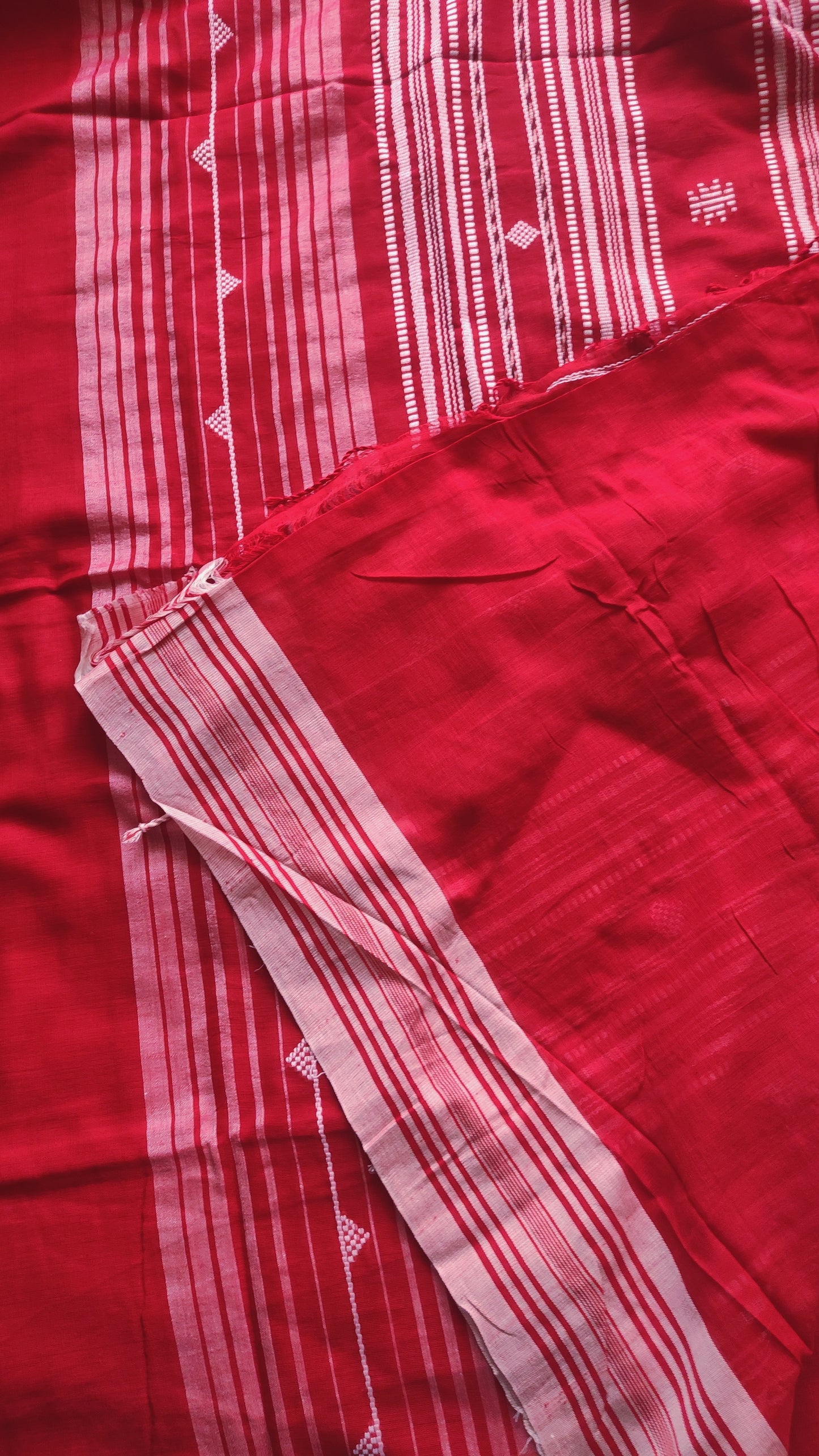 Red Cotton Threaded bhujuri style Jamdani work done Saree