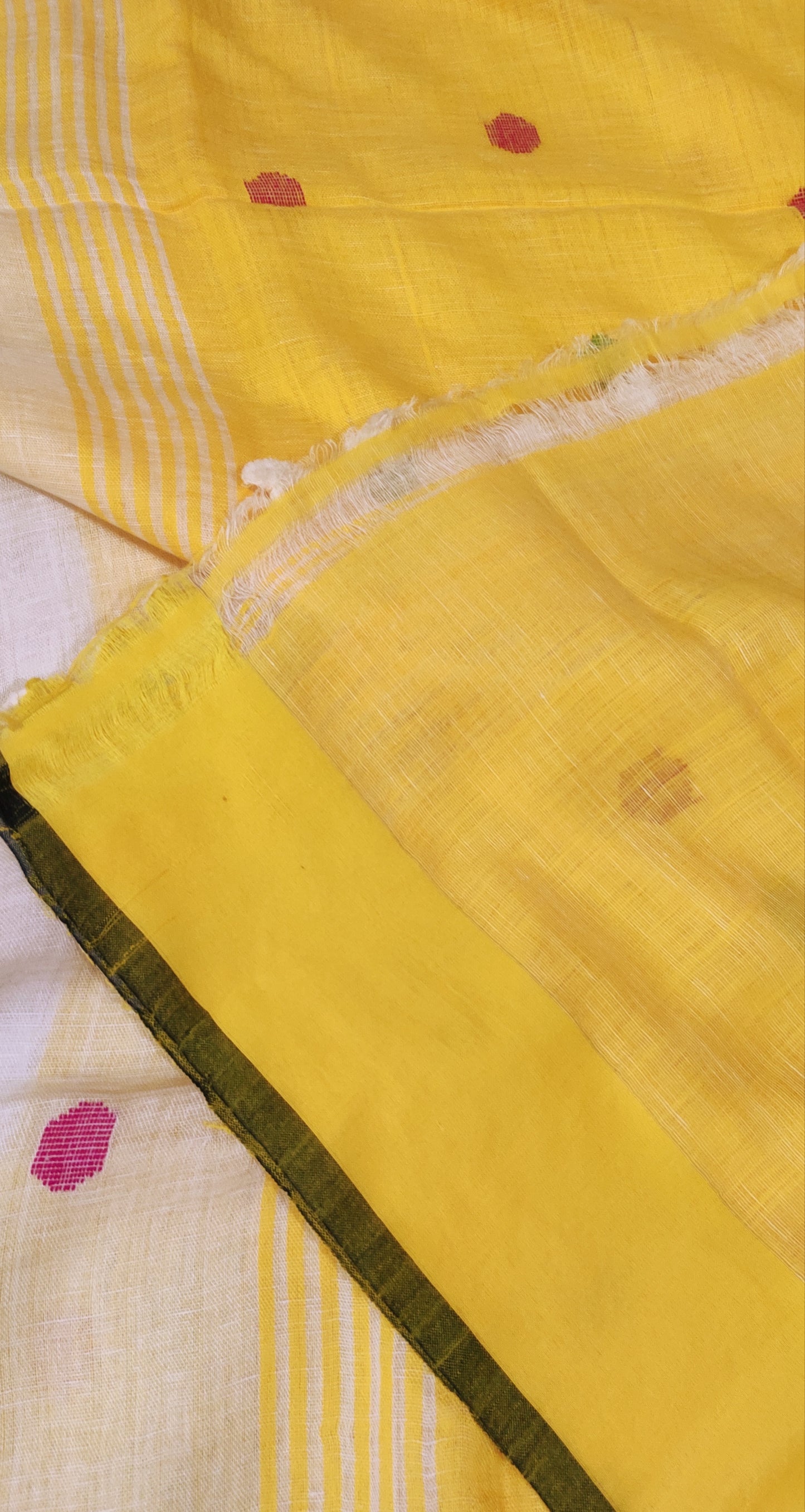 Off white - Yellow Polka Dots Linen Handloom Saree