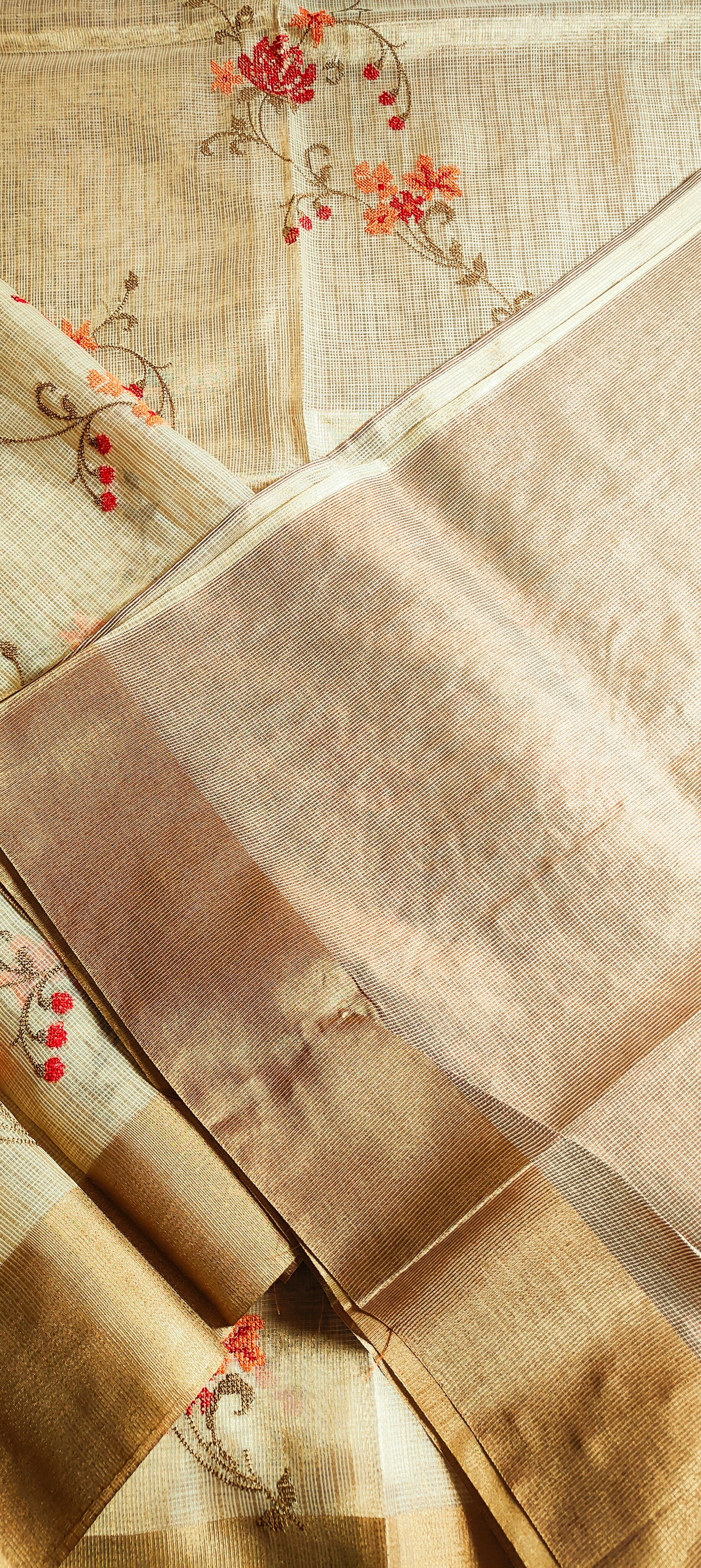 Embroidery done Golden Tissue kota dorai Saree