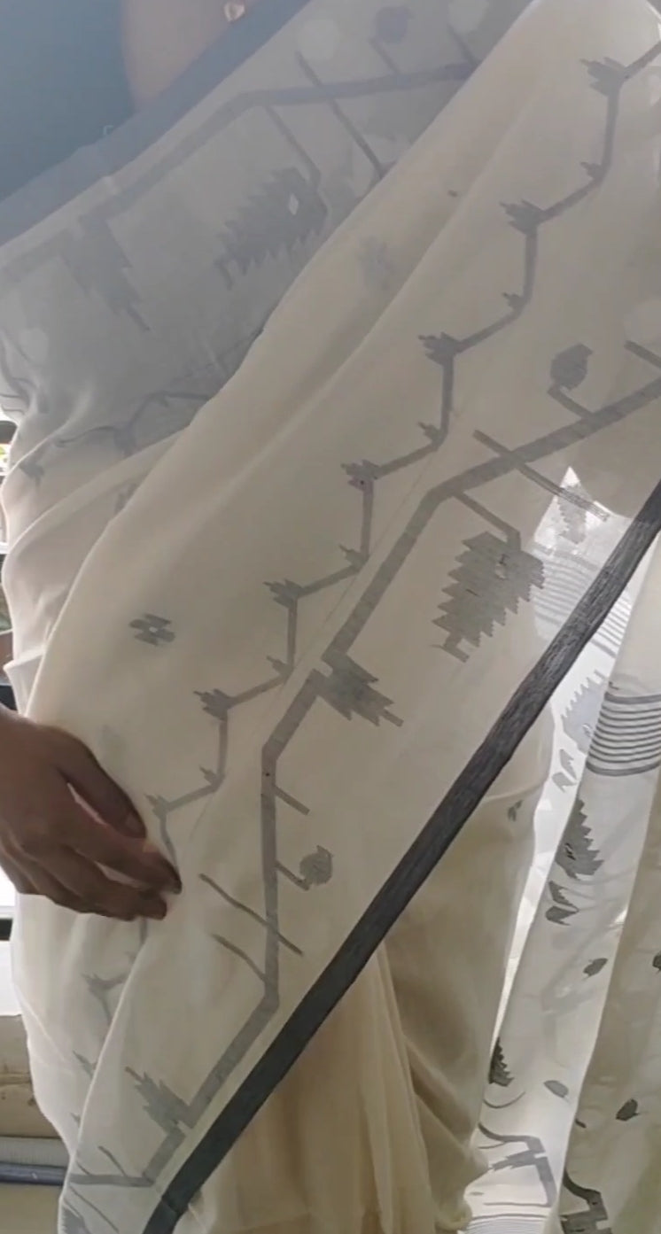 White Cotton jamdani with black thread worked border Saree
