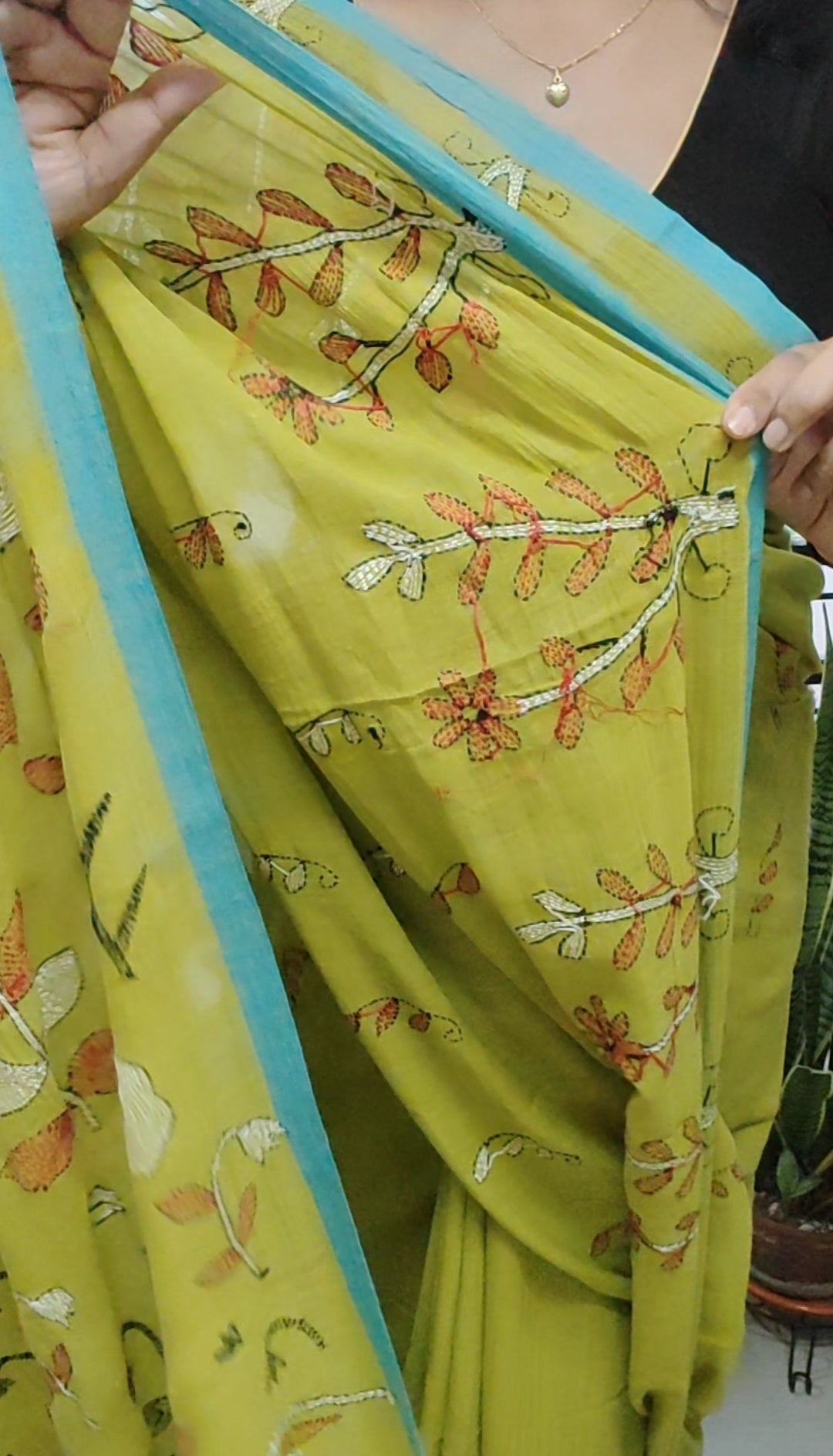 Handmade Kantha Stitch Done Green Mul Cotton Saree