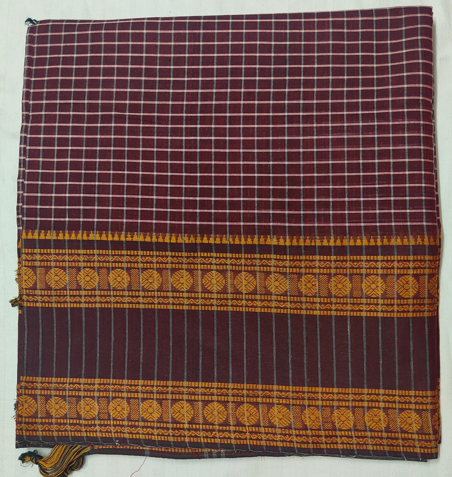 Maroon Korke Dure Check body contrast traditional border saree
