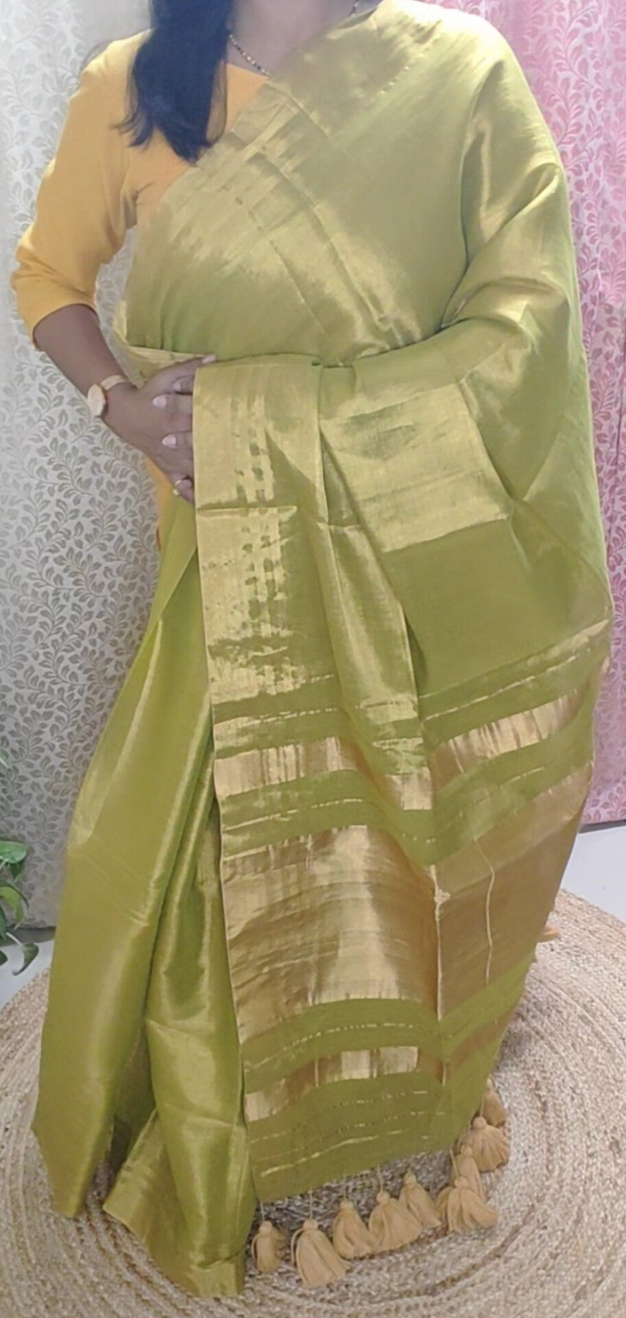 Green Golden Glow Zari Cotton Raga Saree
