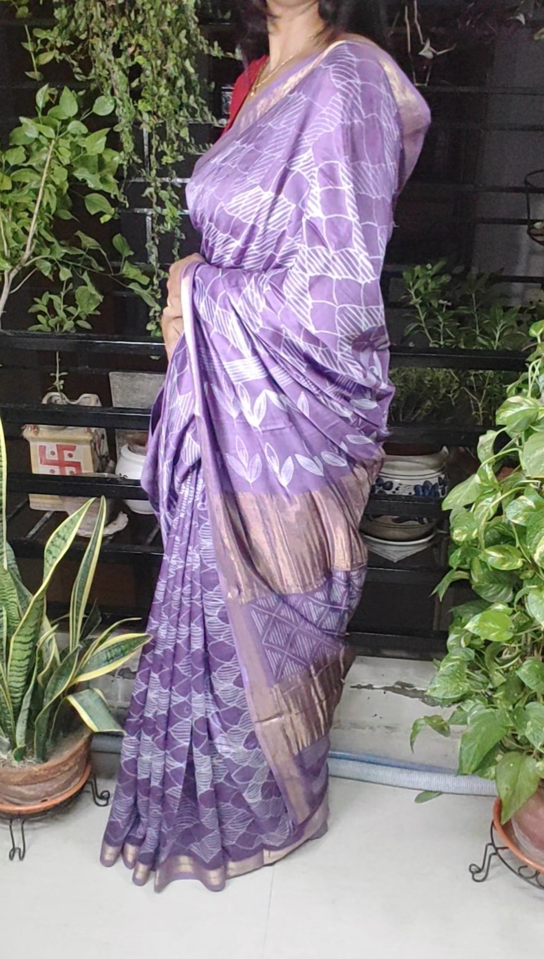 Ruhika – Mauve Shibori Maheshwari Silk Saree