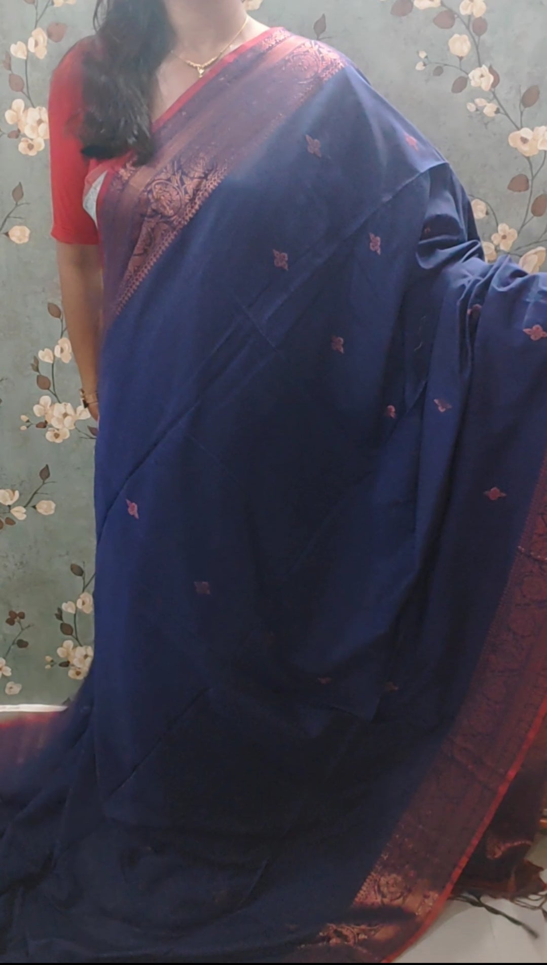Aarohini – Navy Blue Rich Cotton Handloom Saree