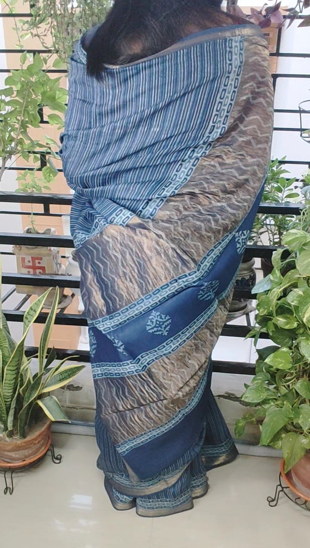 Age-old Vanaspati hand block printed Shaded blue Maheshwari Silk Saree