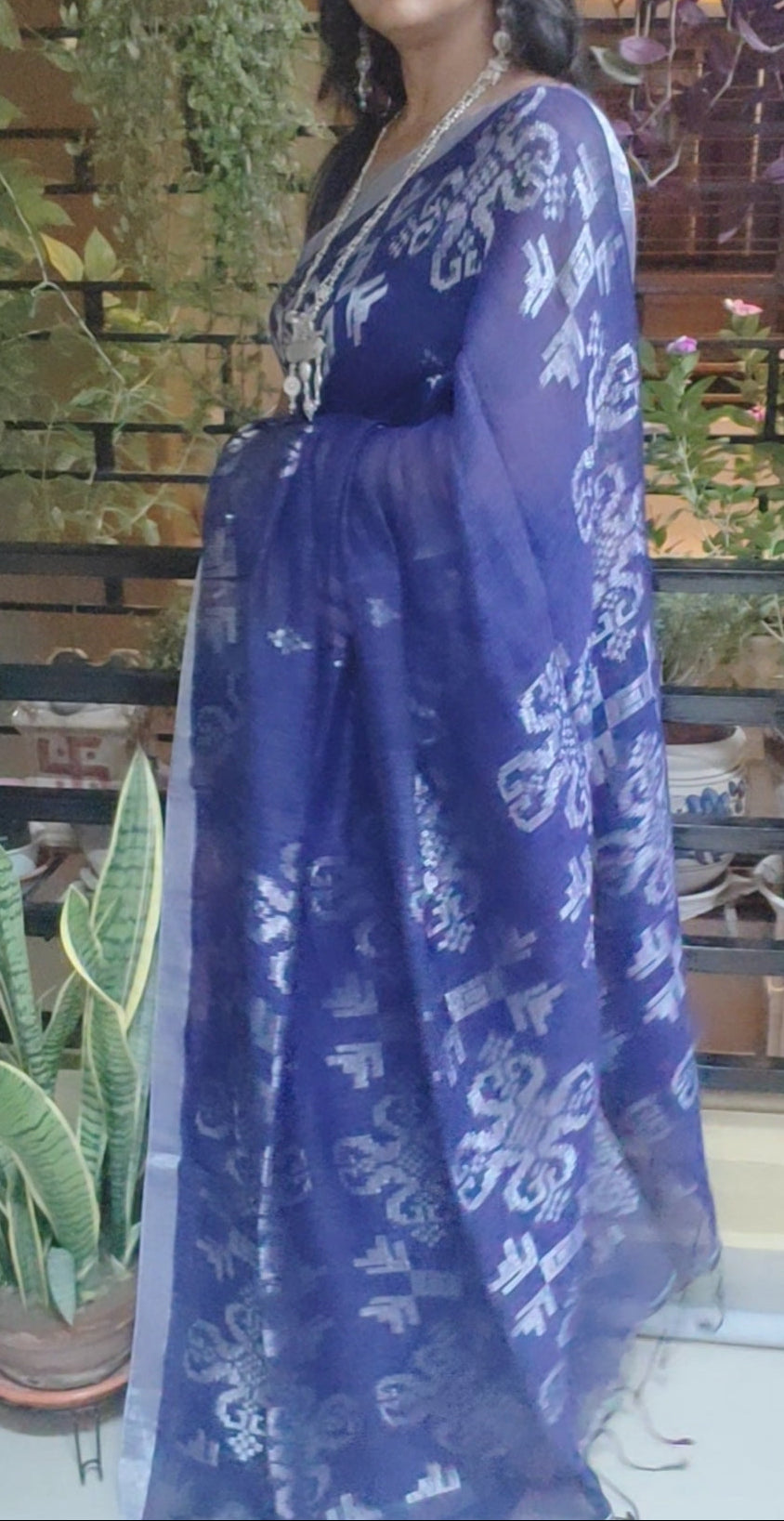 Navy Blue With Silver Zari Worked Beautiful Linen Handloom Saree
