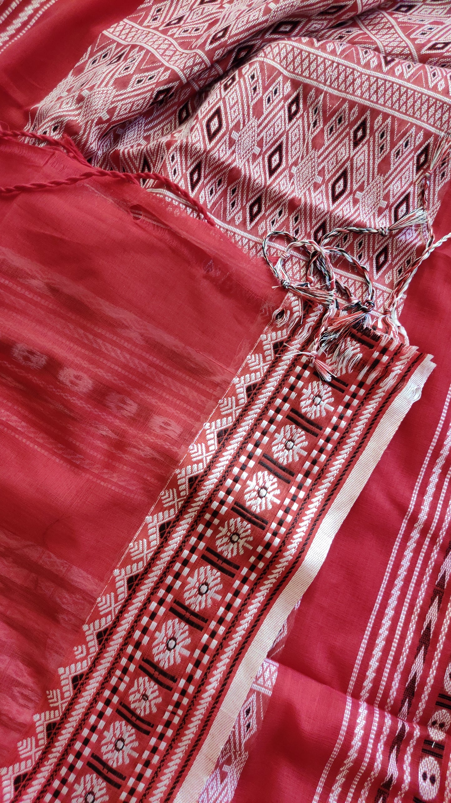 Pure Cotton Soft Passionate Red Assam Style Handloom Saree