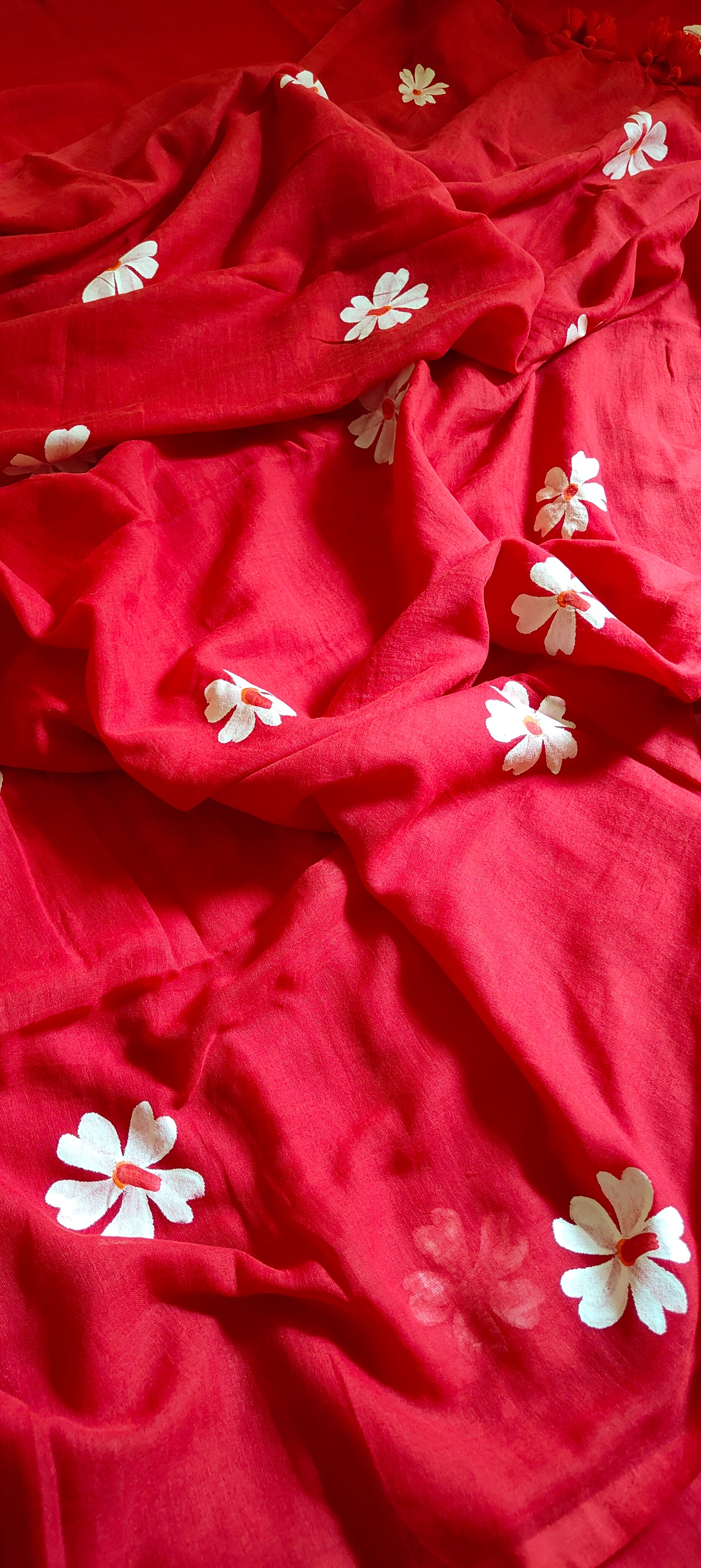 Chitrika – Passionate Red Hand Painted Mul Cotton Saree