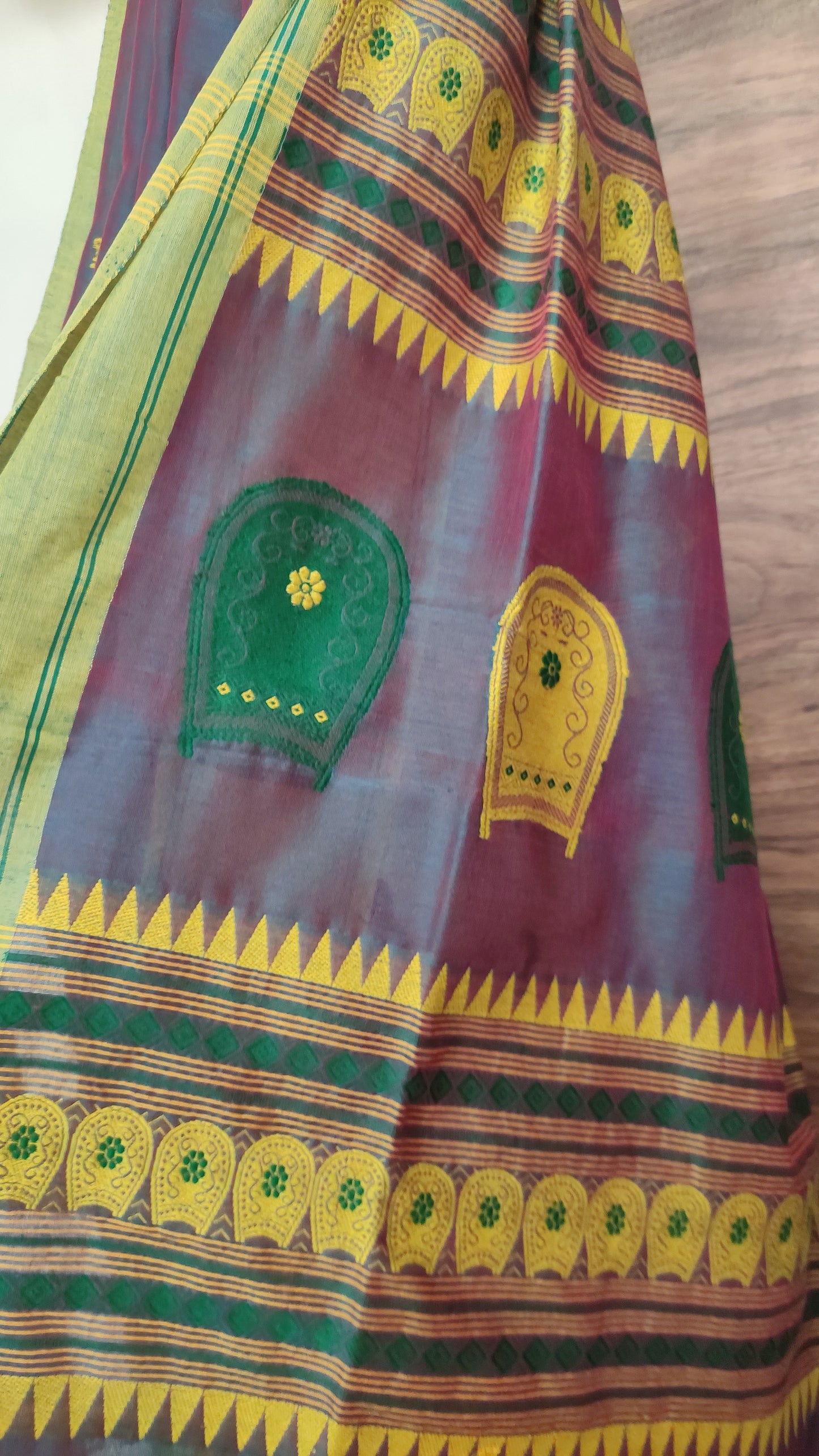 Vaidehi – Mayur Pankhi Rich Cotton Handloom Saree