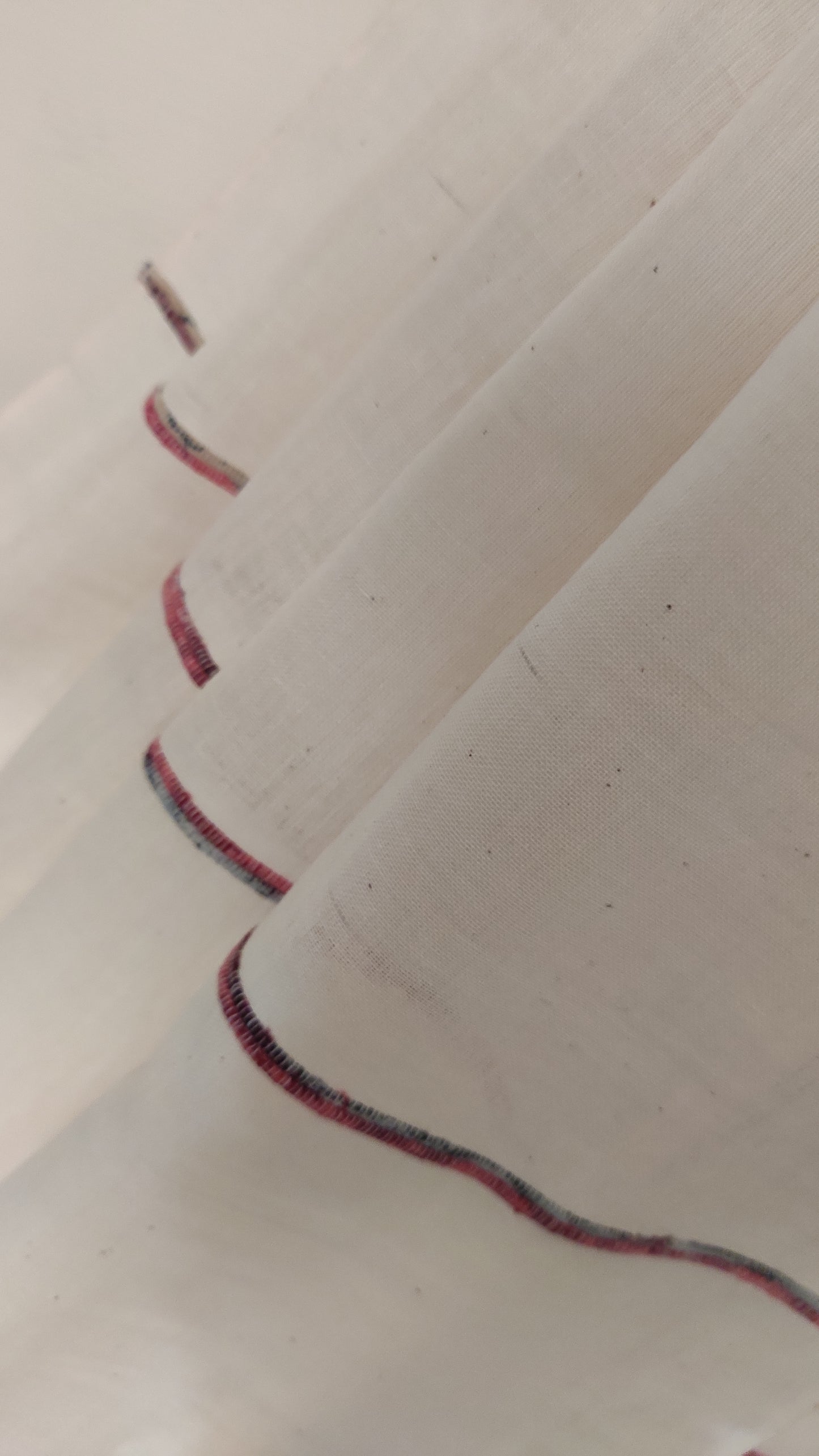 Plain Off-White Khesh Cotton Saree