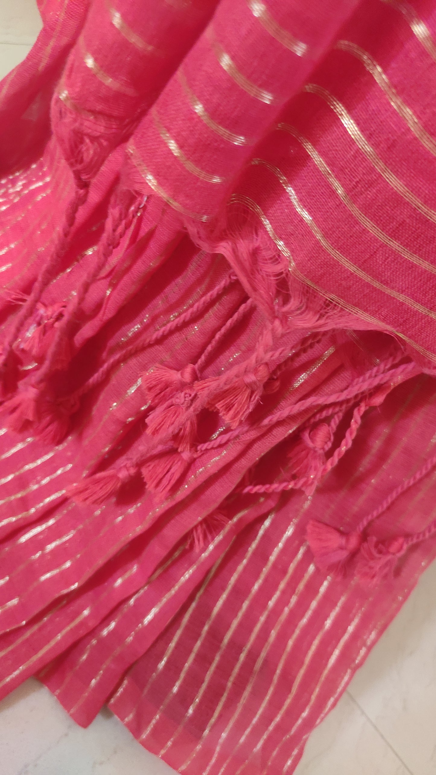 Red Mul Cotton Vertical zari stripped Saree