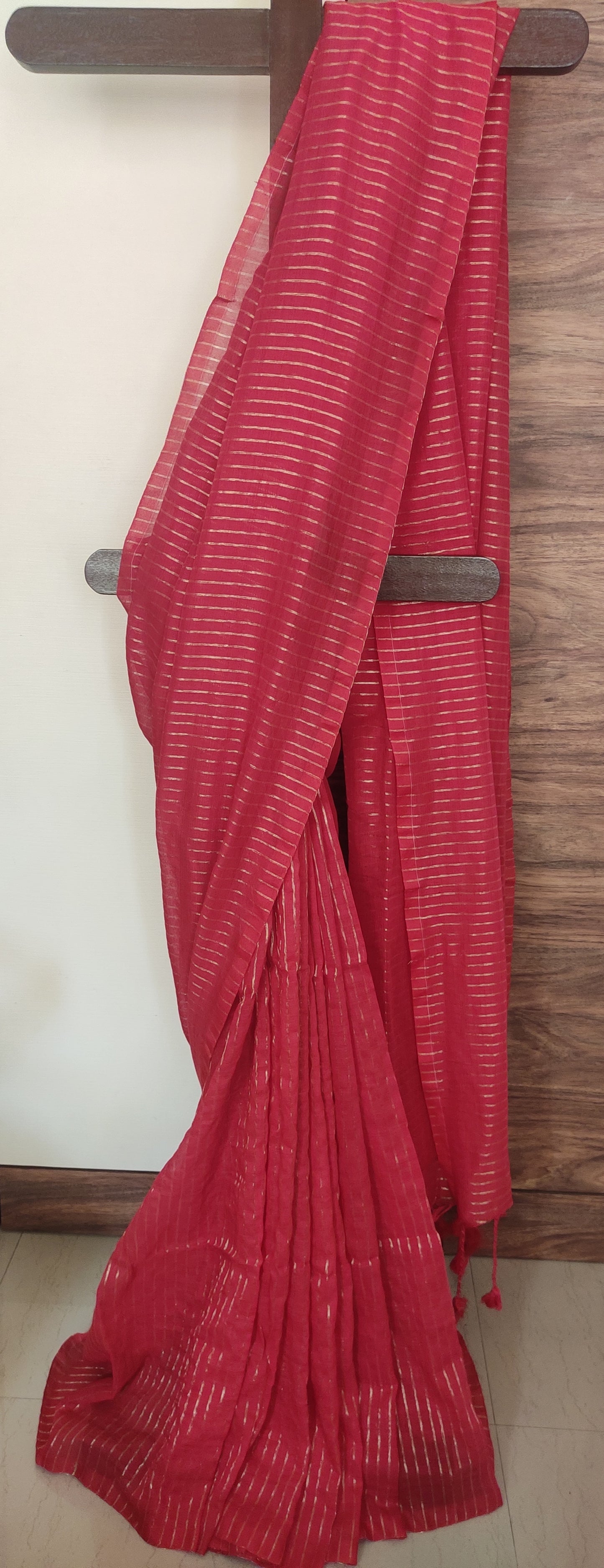 Red Mul Cotton Vertical zari stripped Saree