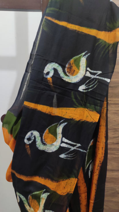 Aarunya – Mustard Yellow Hand Batik Cotton Saree