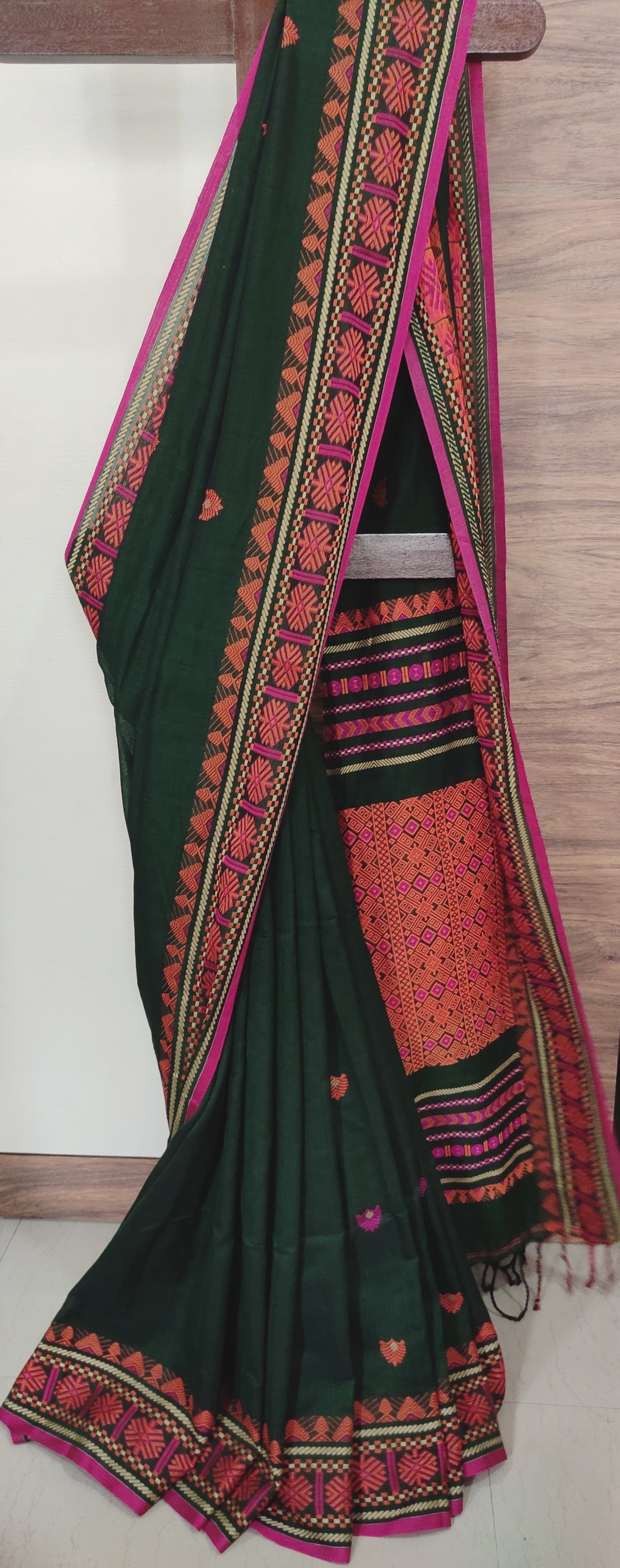 Pure Cotton Soft Assam Style Bottle Green Handloom Saree