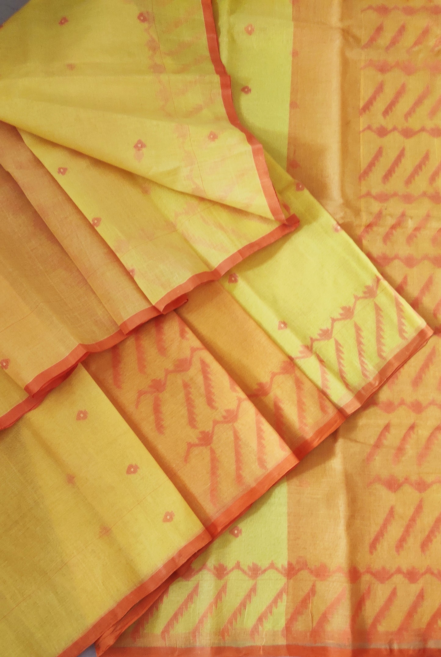 Saanvi – Yellow-Orange Tant Jamdani Saree