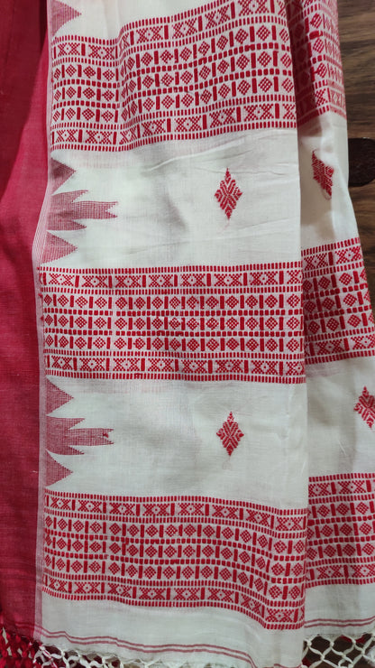 Vasudha - White Classic Cotton Saree With Red Temple Border