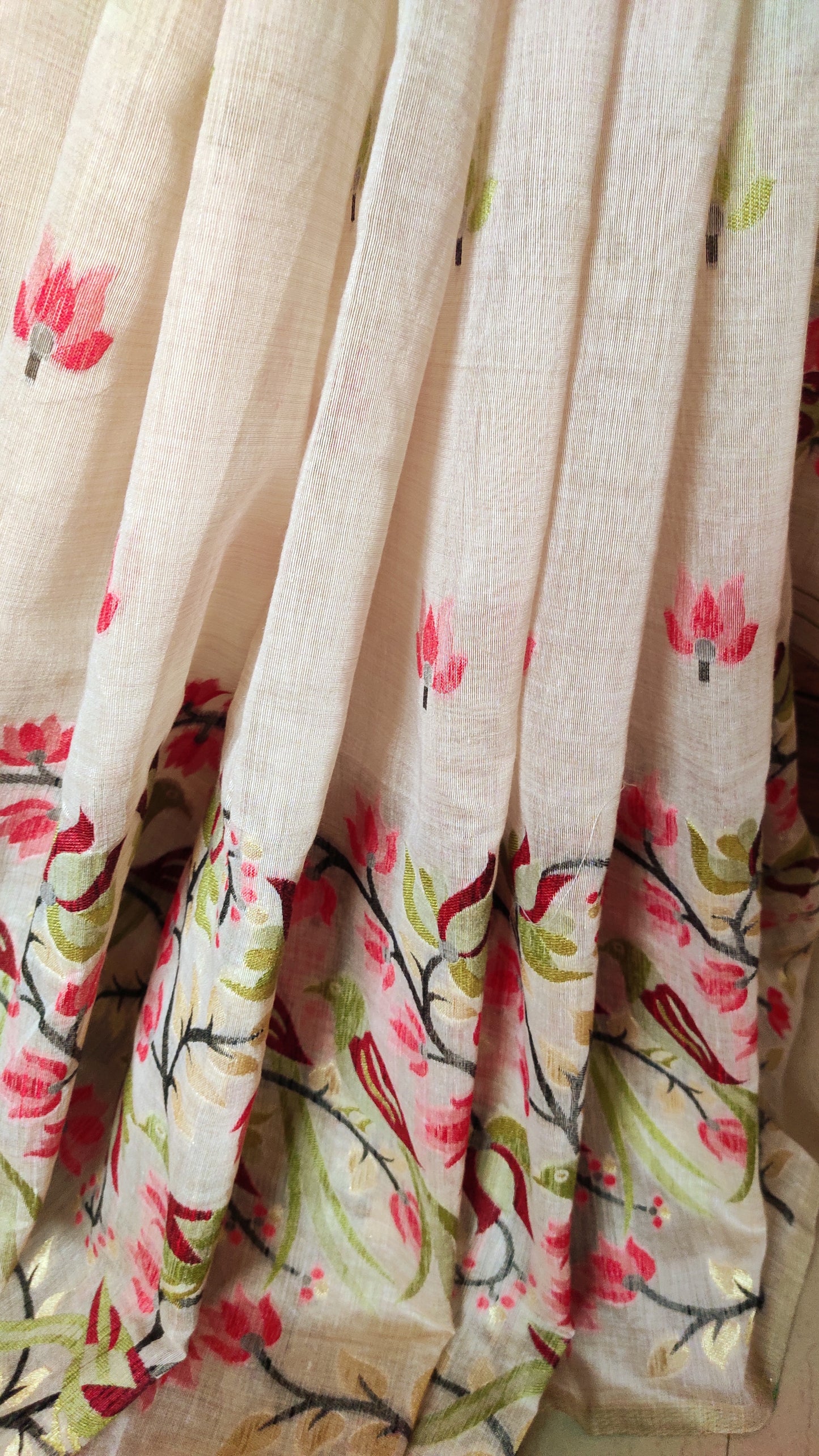 Mehendi Colour Threaded Jamdani work done Natural Shaded Tussar saree