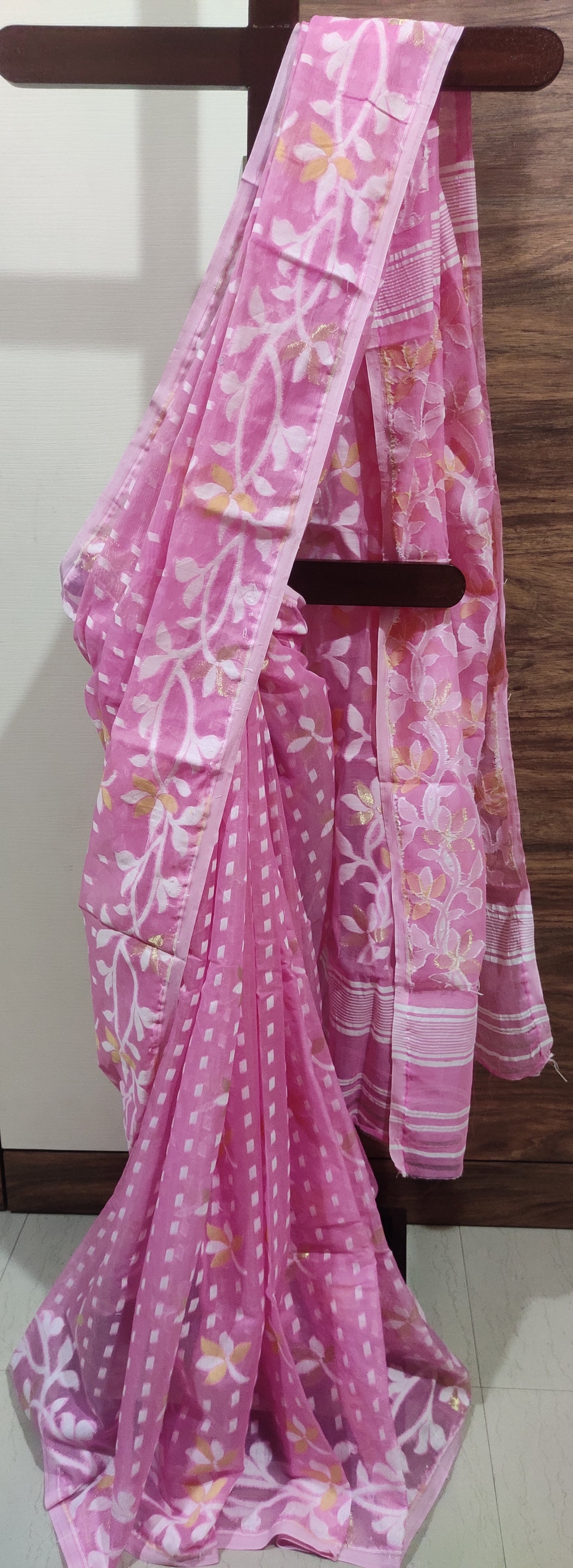 Jamdani Inspired Pink Silk Cotton Thread Worked Saree