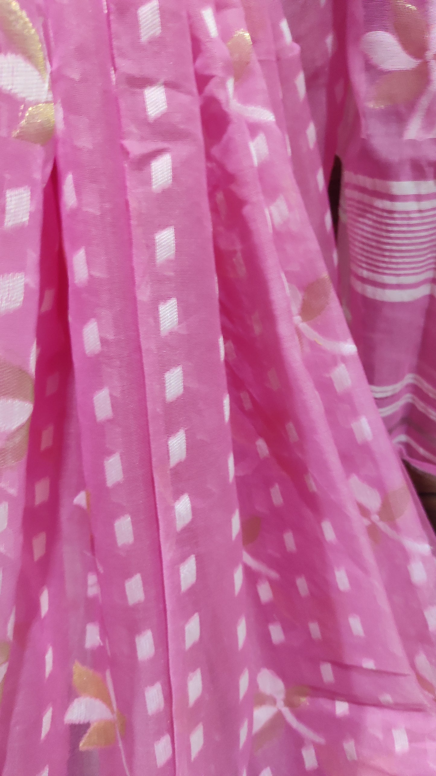 Jamdani Inspired Pink Silk Cotton Thread Worked Saree