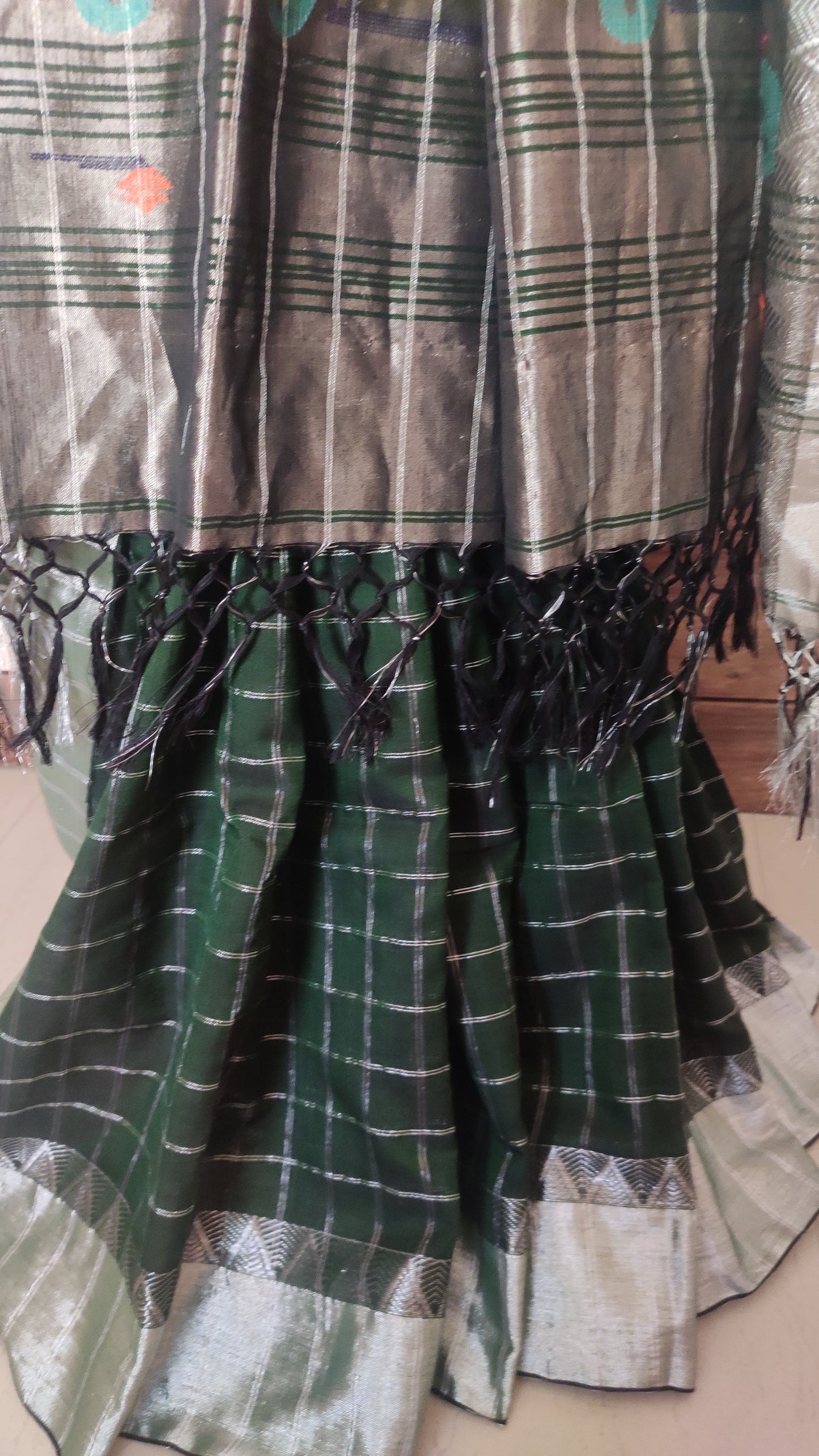 Royal Grove Bottle Green Paithani Handloom Saree