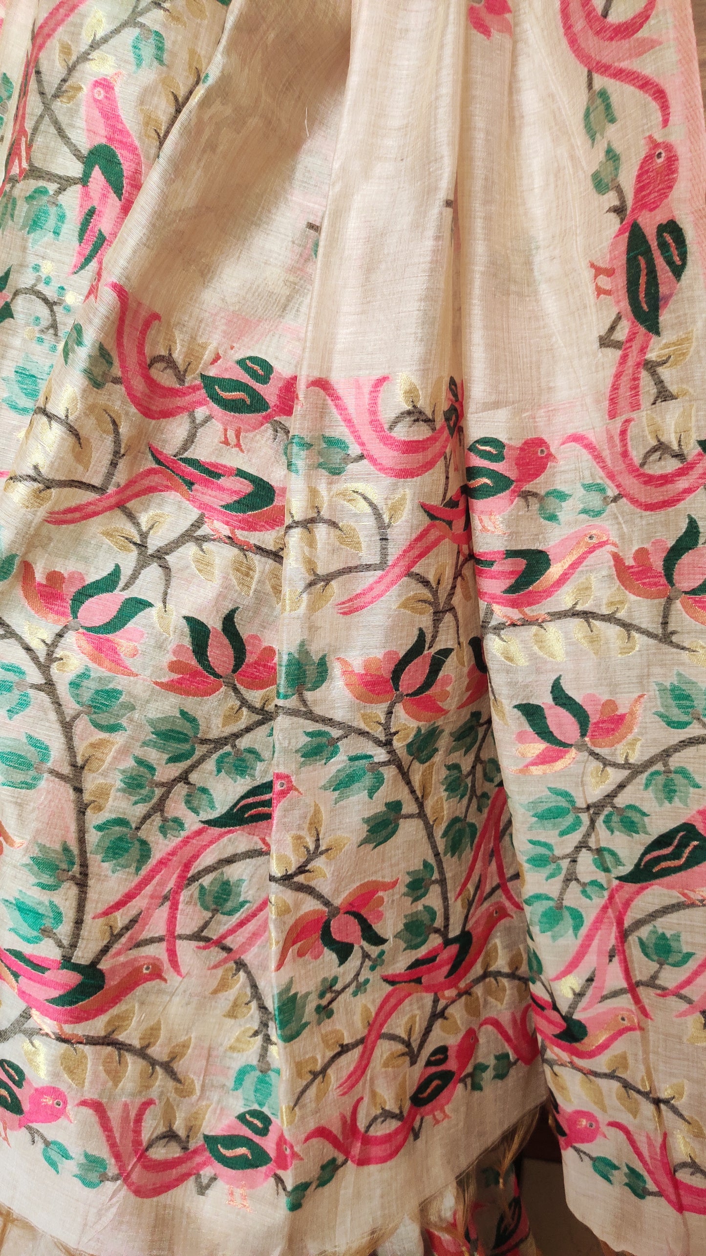 Green Colour Threaded Jamdani work done Natural Shaded Tussar saree