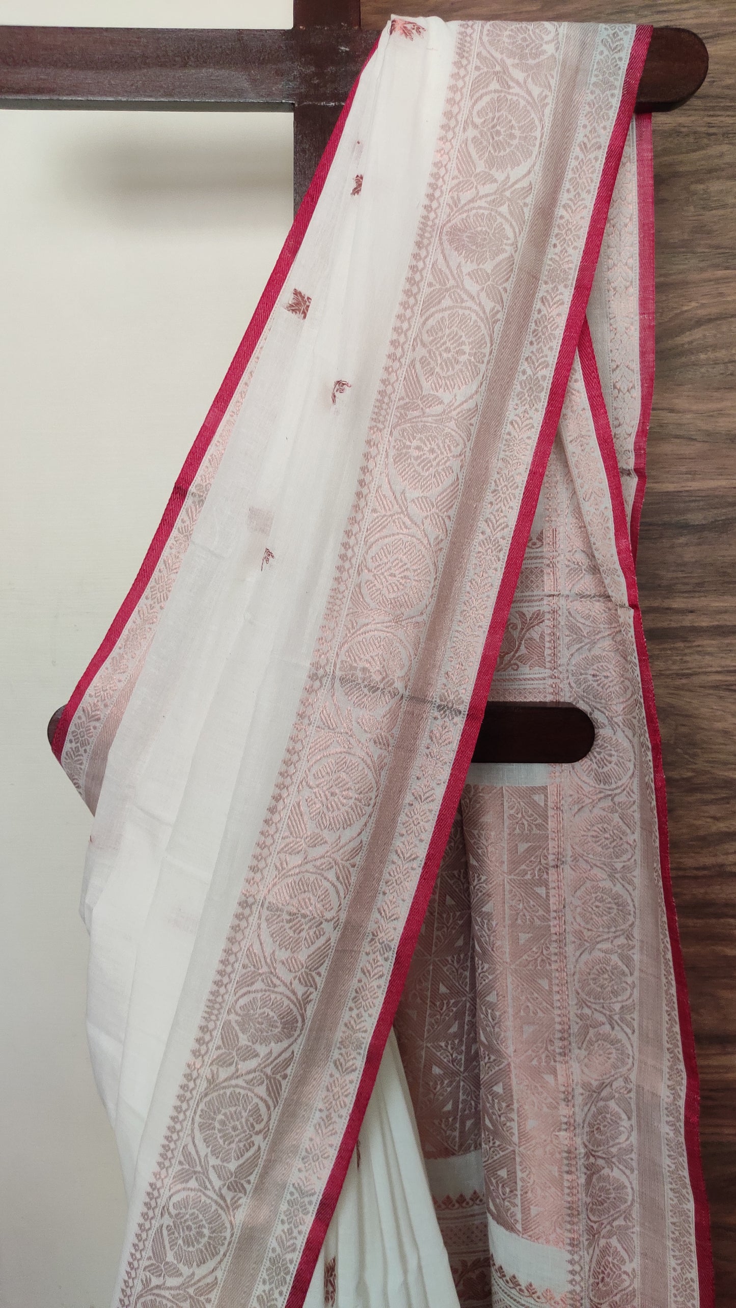 Aarohini – Ivory Blush Zari Rich Cotton Handloom Saree