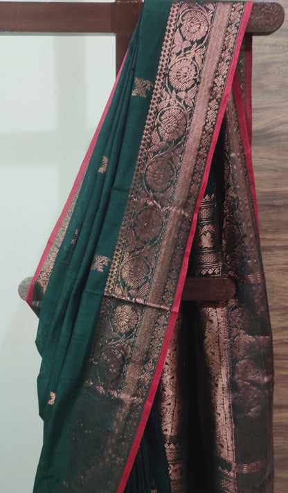 Aarohini – Emerald Copper Grace Cotton Handloom Saree