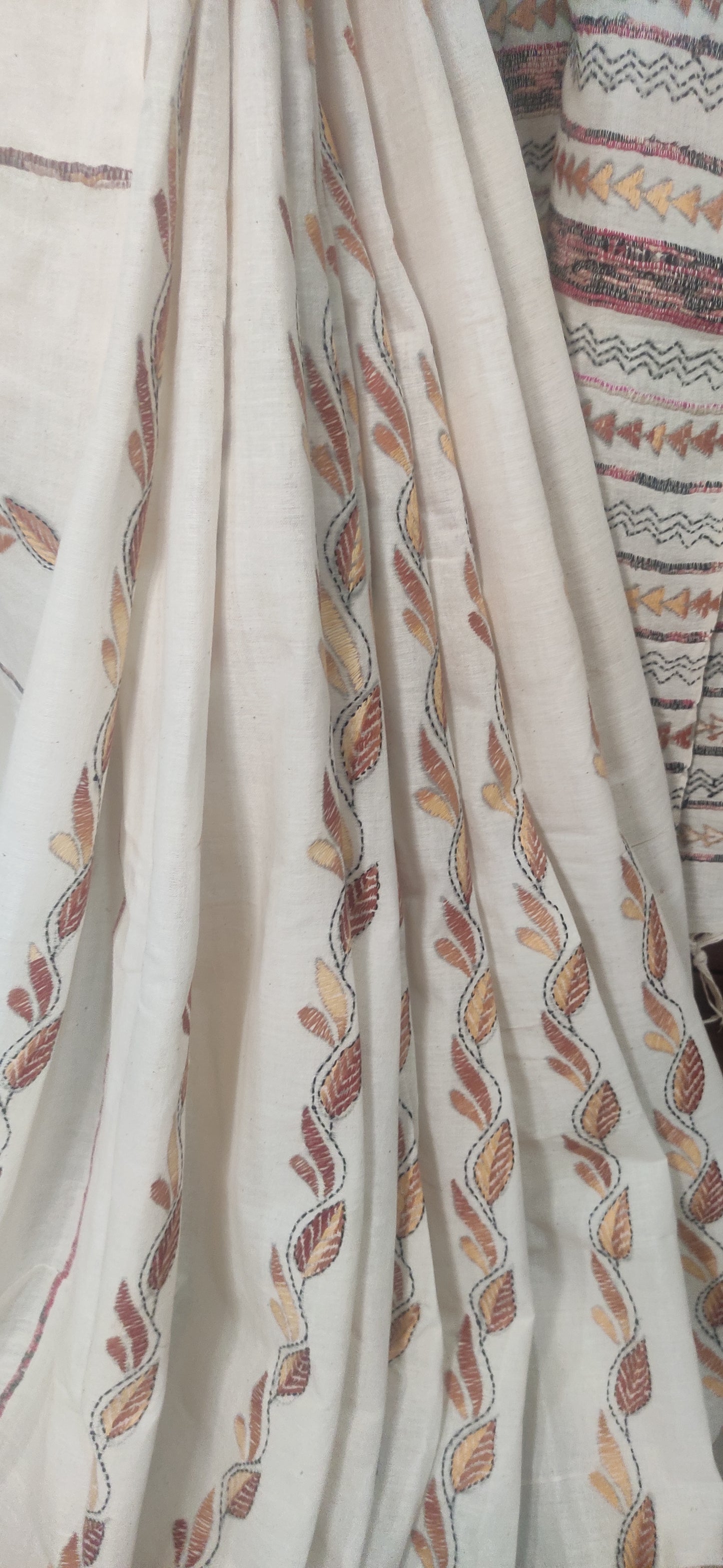 Katha – Ivory Kantha Khesh Cotton Saree