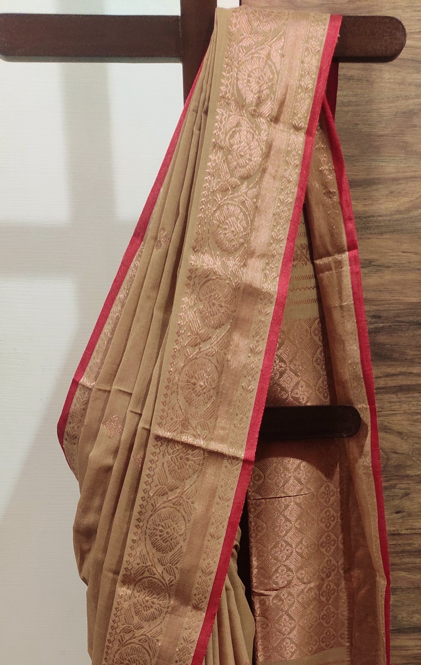 Aarohini – Sandal Copper Classic Cotton  Handloom Saree