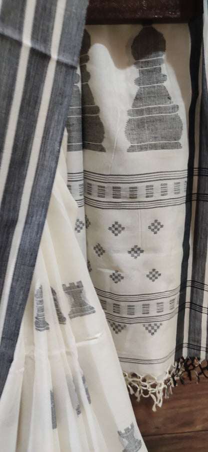 Devika – Shwet Rekha Cotton Handloom Saree