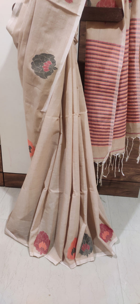 Threaded Floral Motif Done Pure Cotton Beige Shaded Handloom Saree