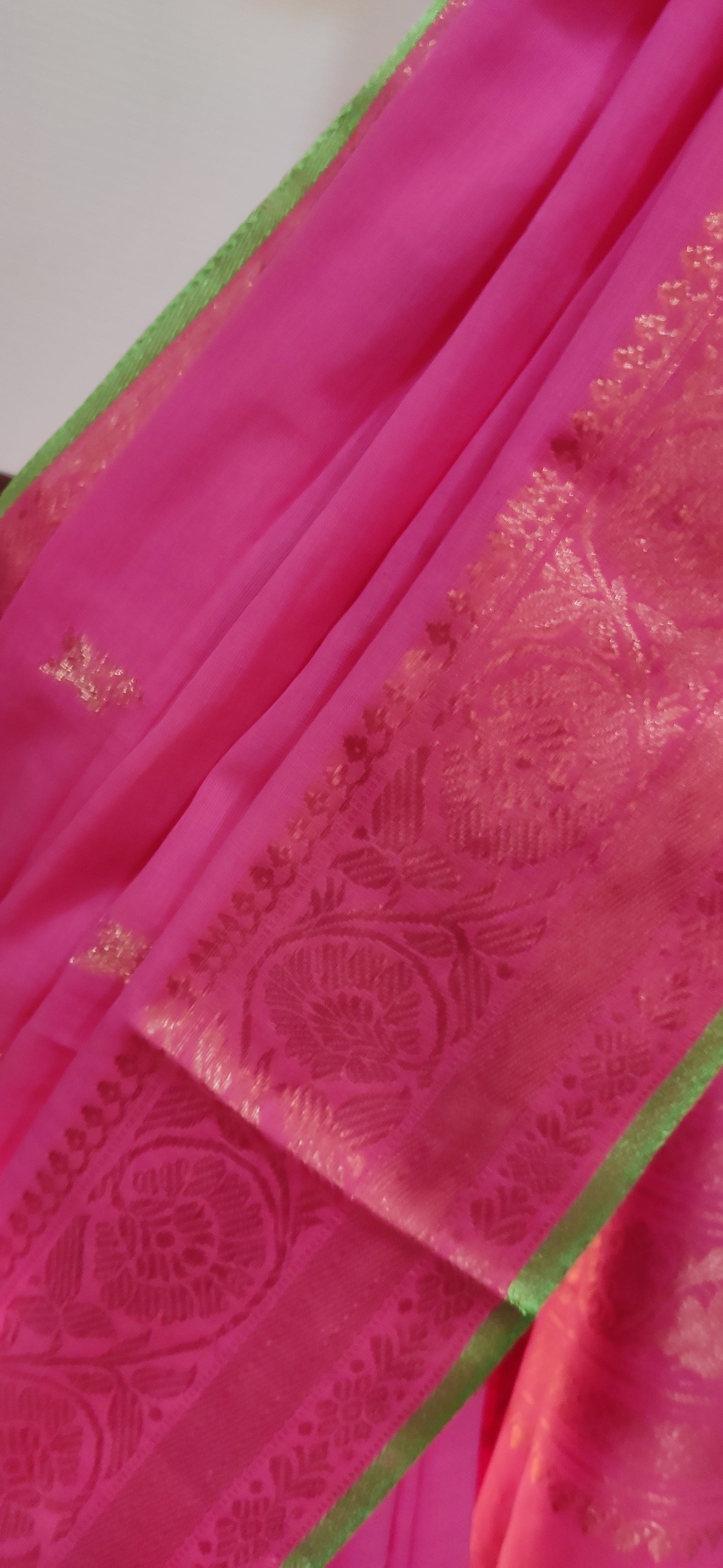 Aarohini – Reddish Pink Rich Cotton Handloom Saree