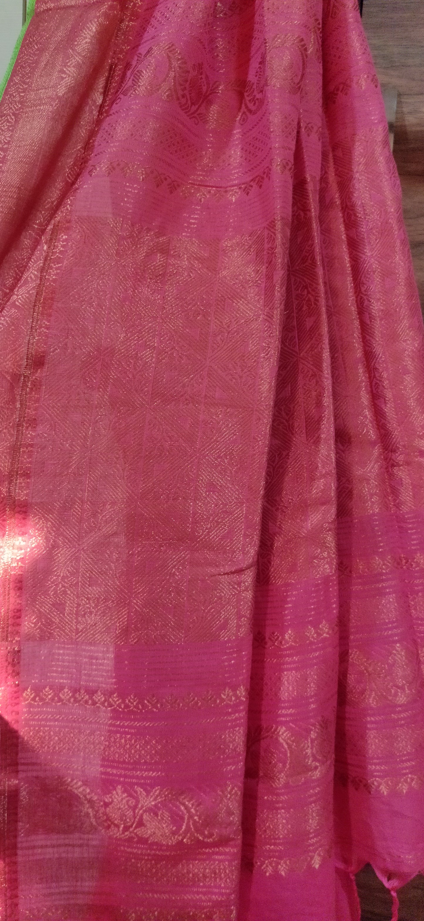 Aarohini – Reddish Pink Rich Cotton Handloom Saree