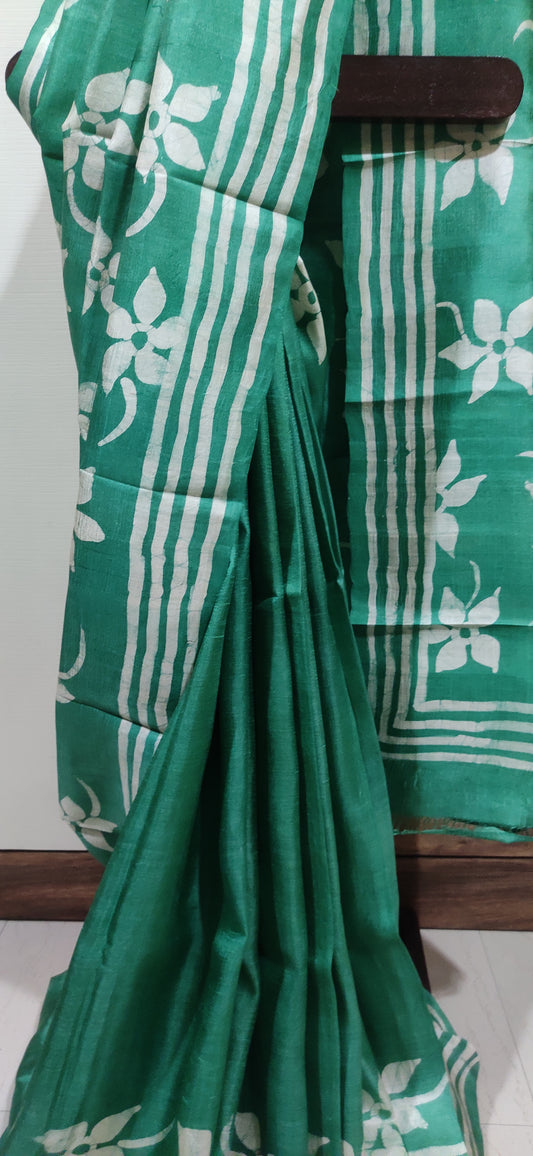 Green Siuli Phool Hand Batik Pure Silk Saree