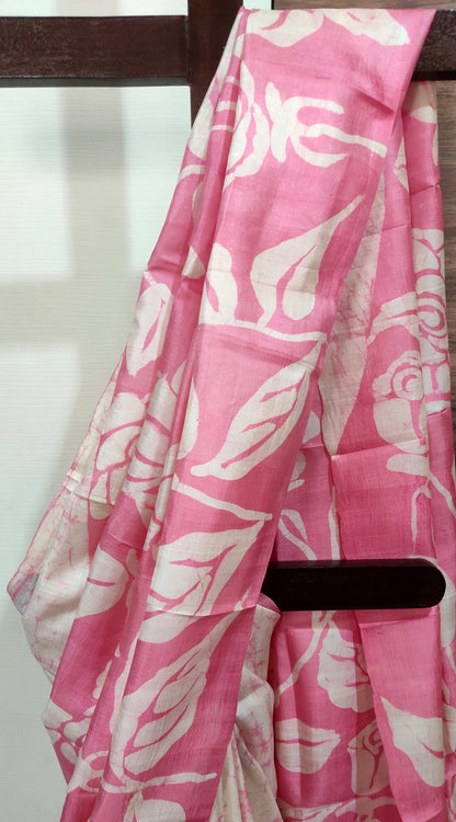 Prakriti – Ivory Pink Crack Batik Silk Saree