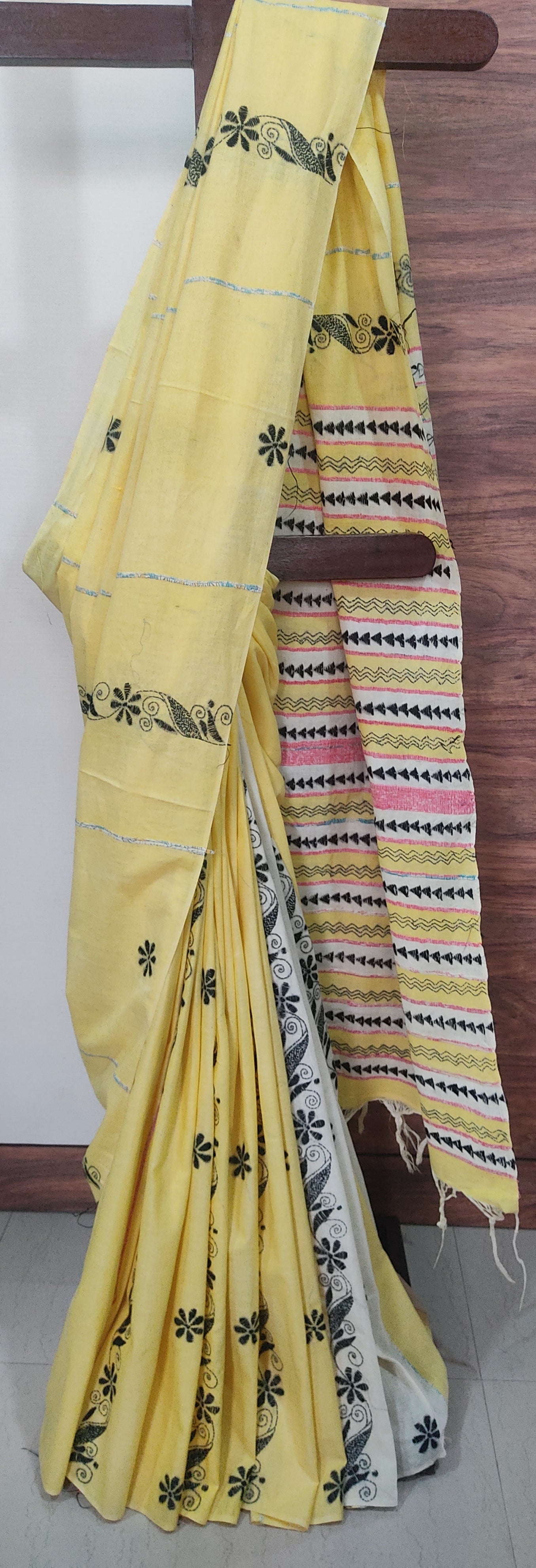Handmade Kantha Stitch done Yellow-White Khesh Cotton Patuli Pallu Saree