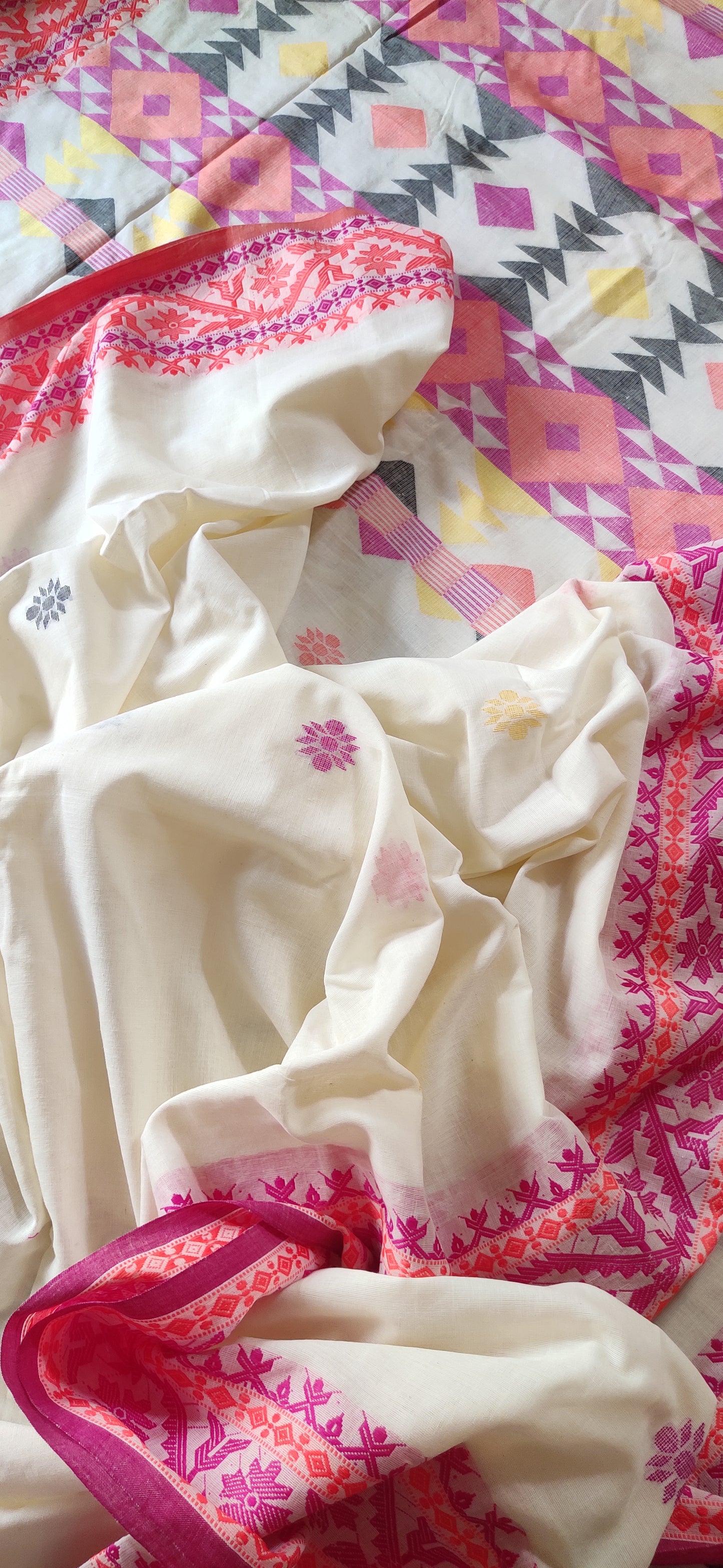 Prisha – Artistic Off-White Cotton Saree