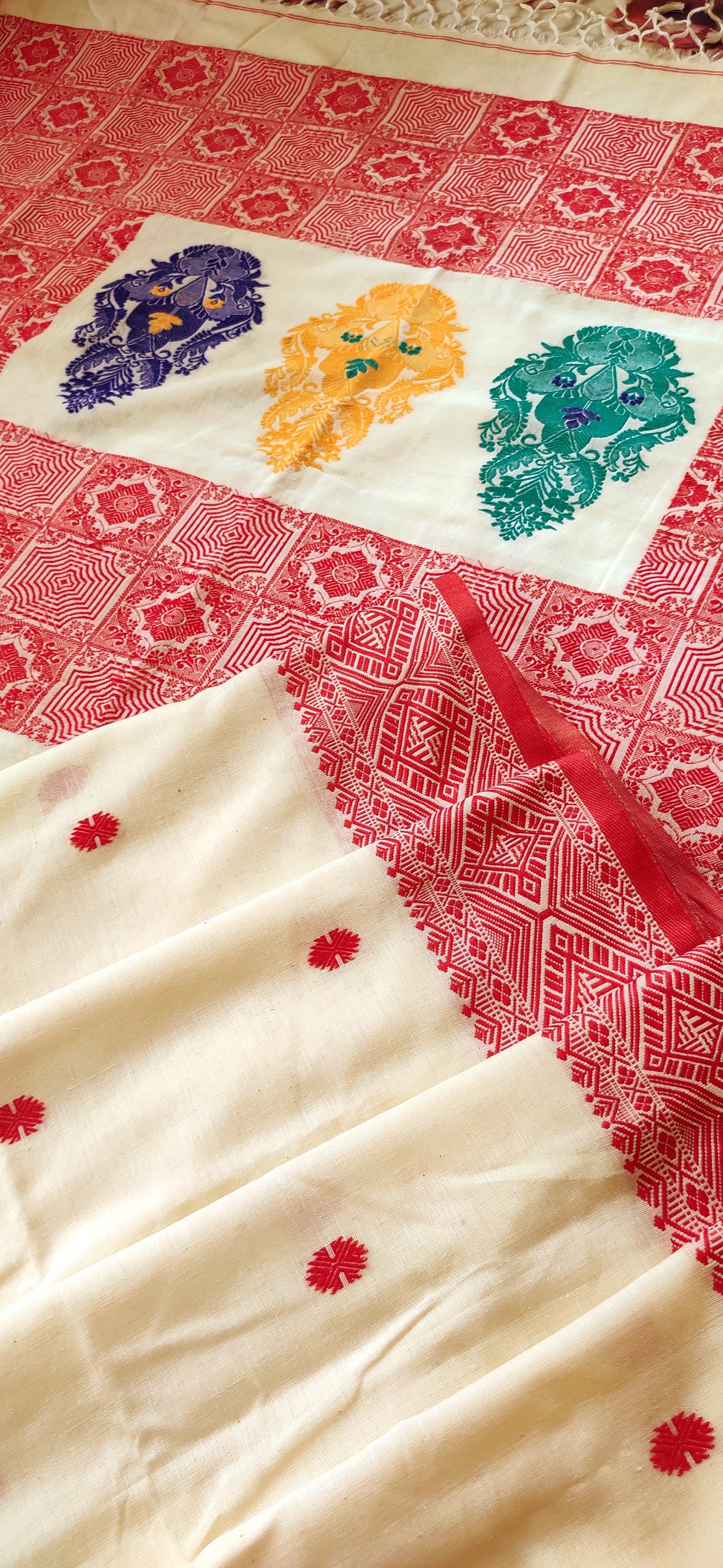 Aabha – Off-White Pure Cotton Saree