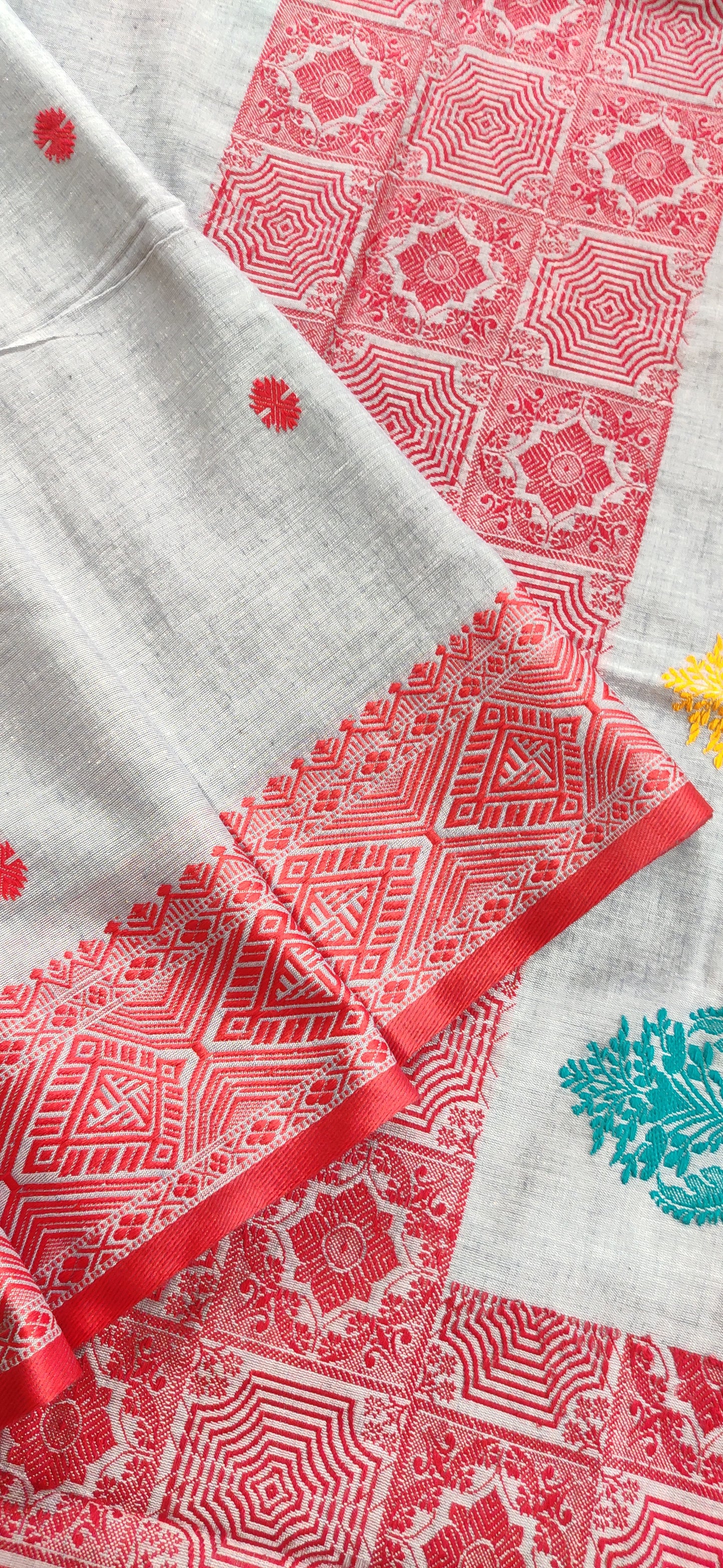 Nirja – Grey Pure Cotton Saree