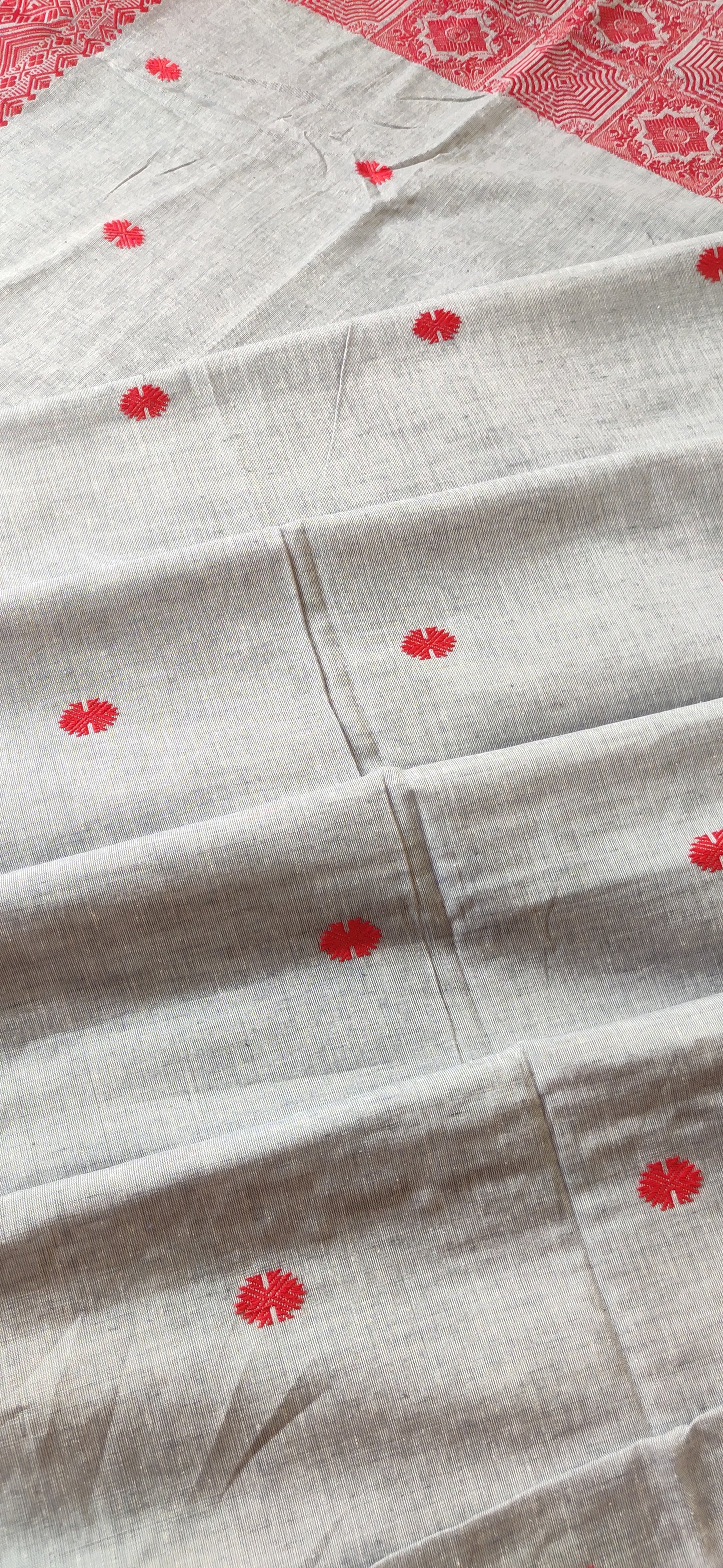 Nirja – Grey Pure Cotton Saree