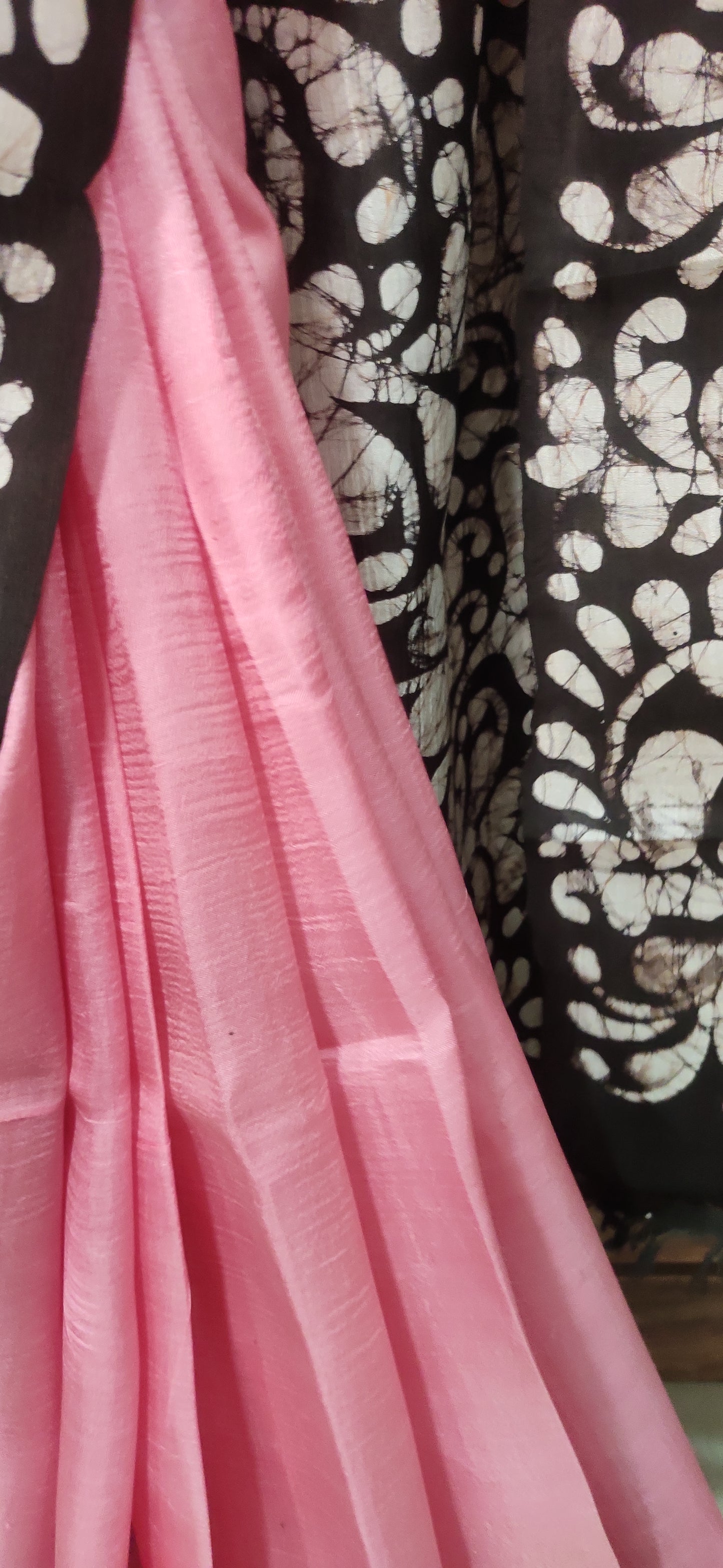 Pink hand Batik Pure Silk Saree having beautifully drawn black border