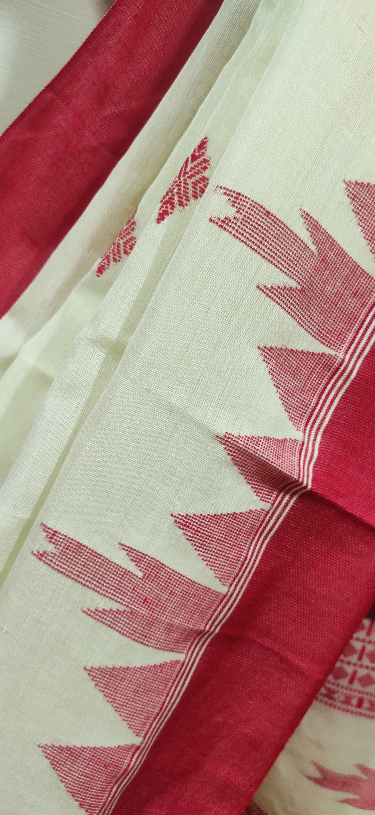 Vasudha - lemonish White