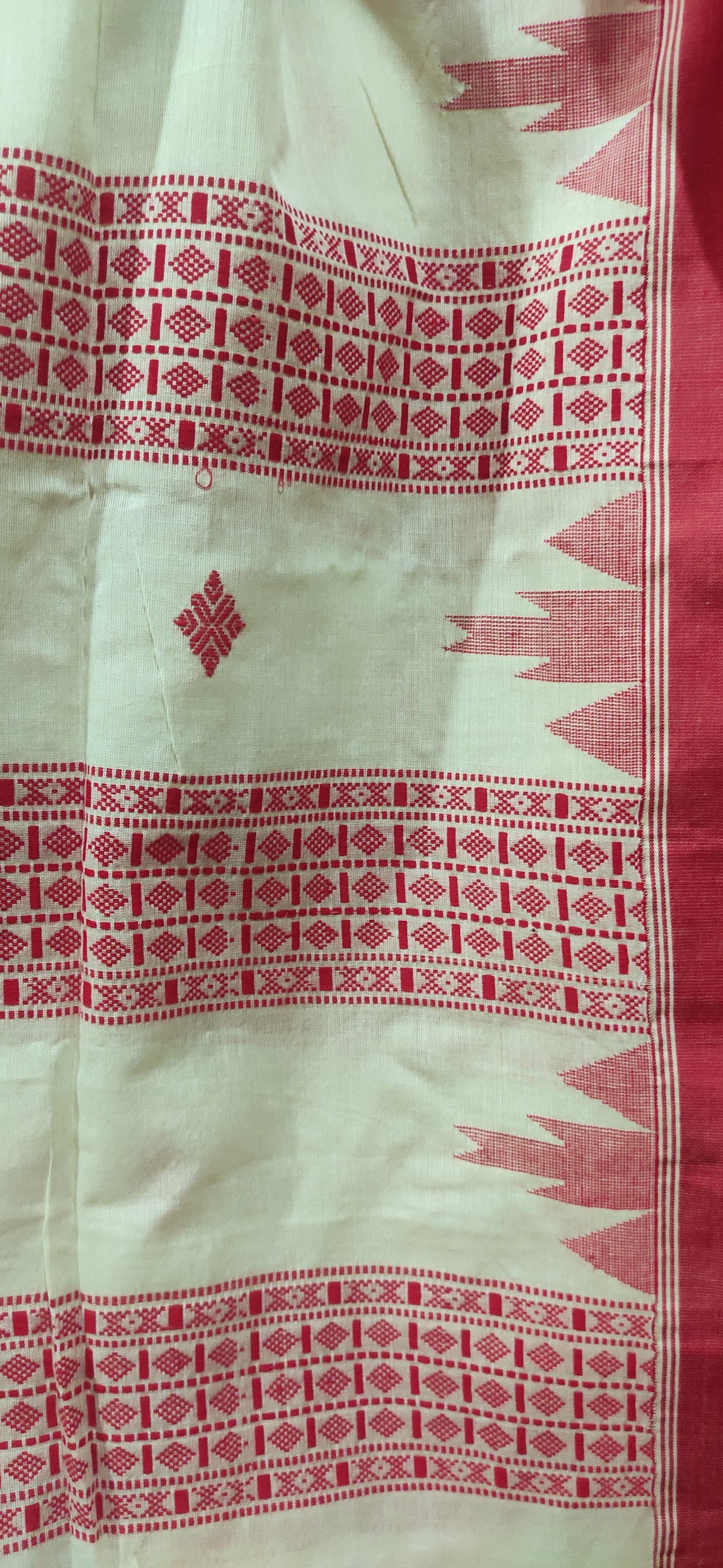 Vasudha - lemonish White