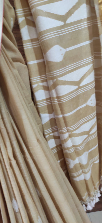 Anvika – Sandal Gold Classic Cotton Handloom Saree