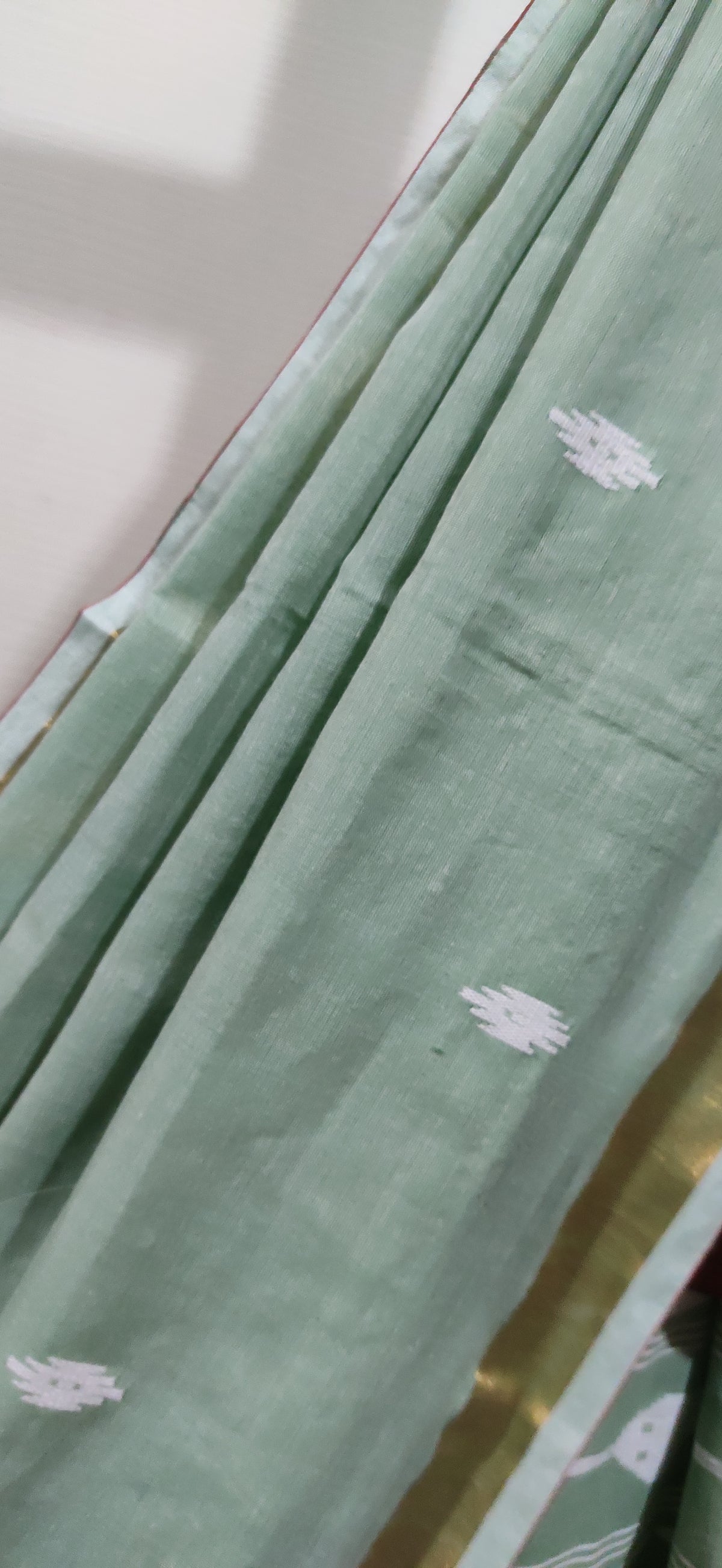 Anvika – Sage Green Cotton Handloom Saree